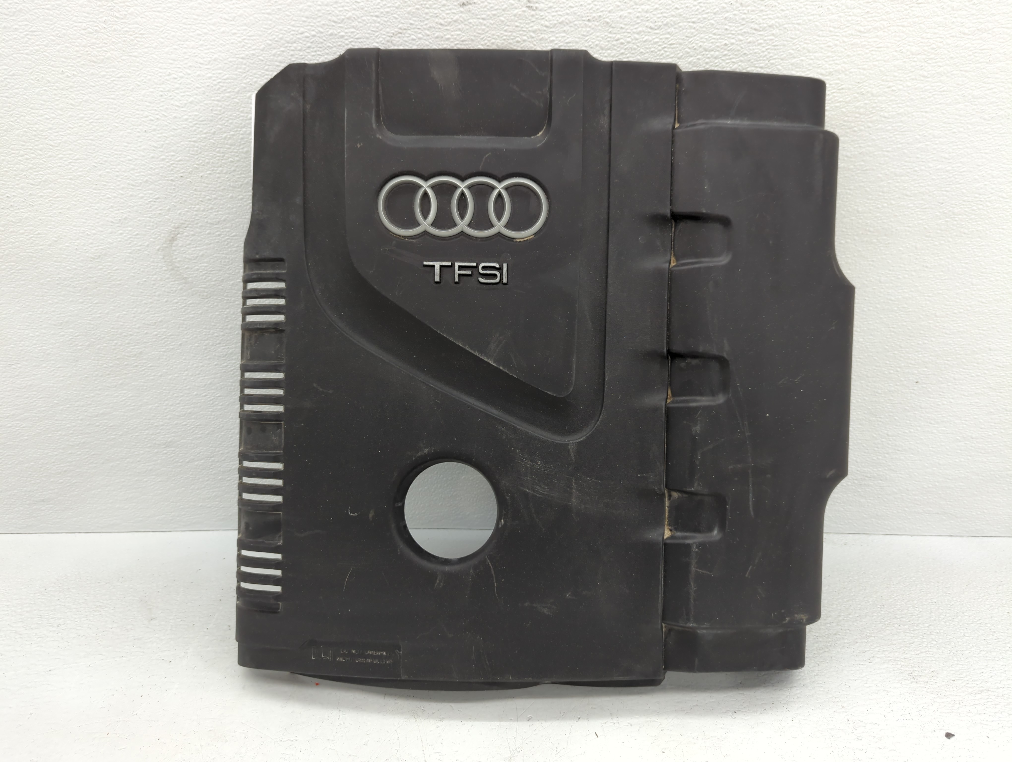 2014 Audi A4 Engine Cover 784806 - Oemusedautoparts1.com