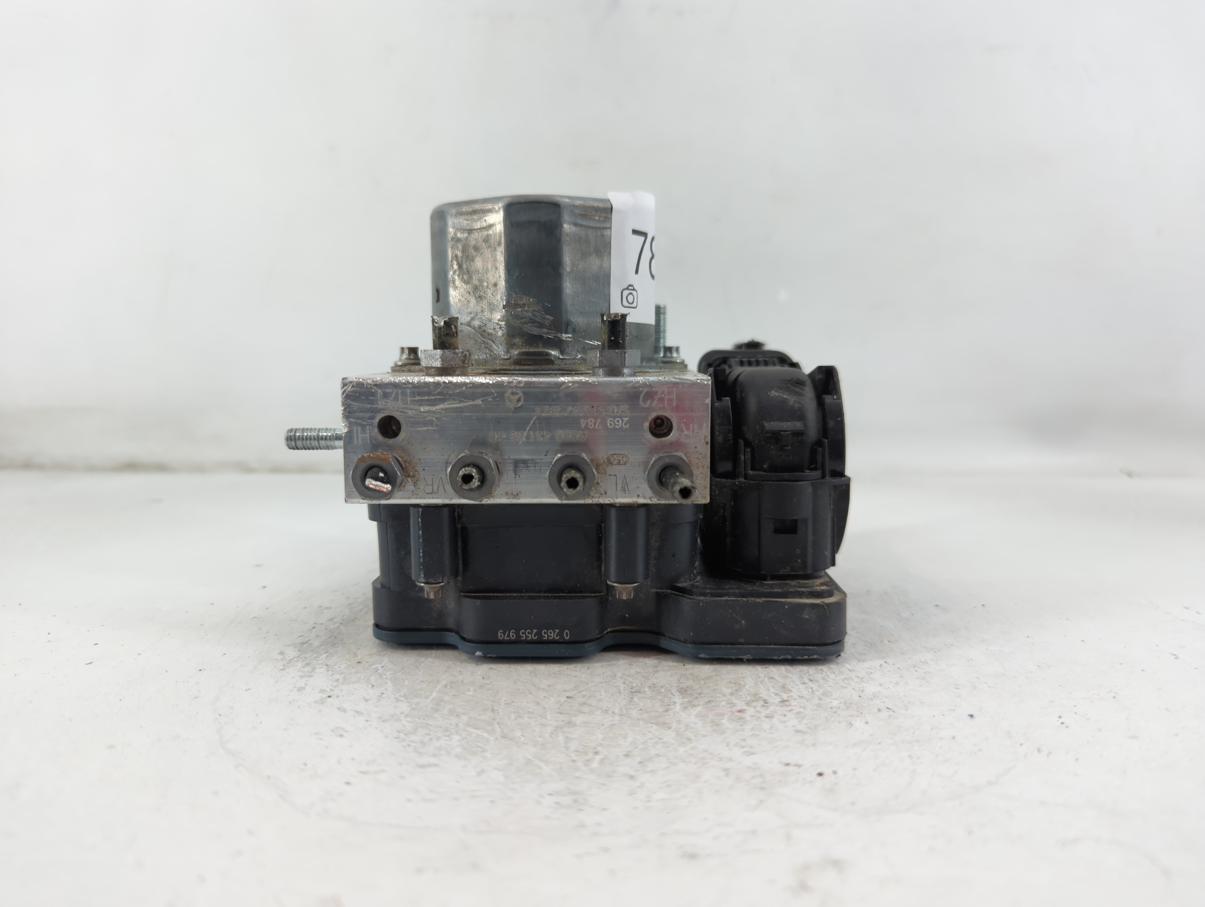 2015-2020 Mercedes-benz Gla250 Abs Pump Control Module 784809 - Oemusedautoparts1.com