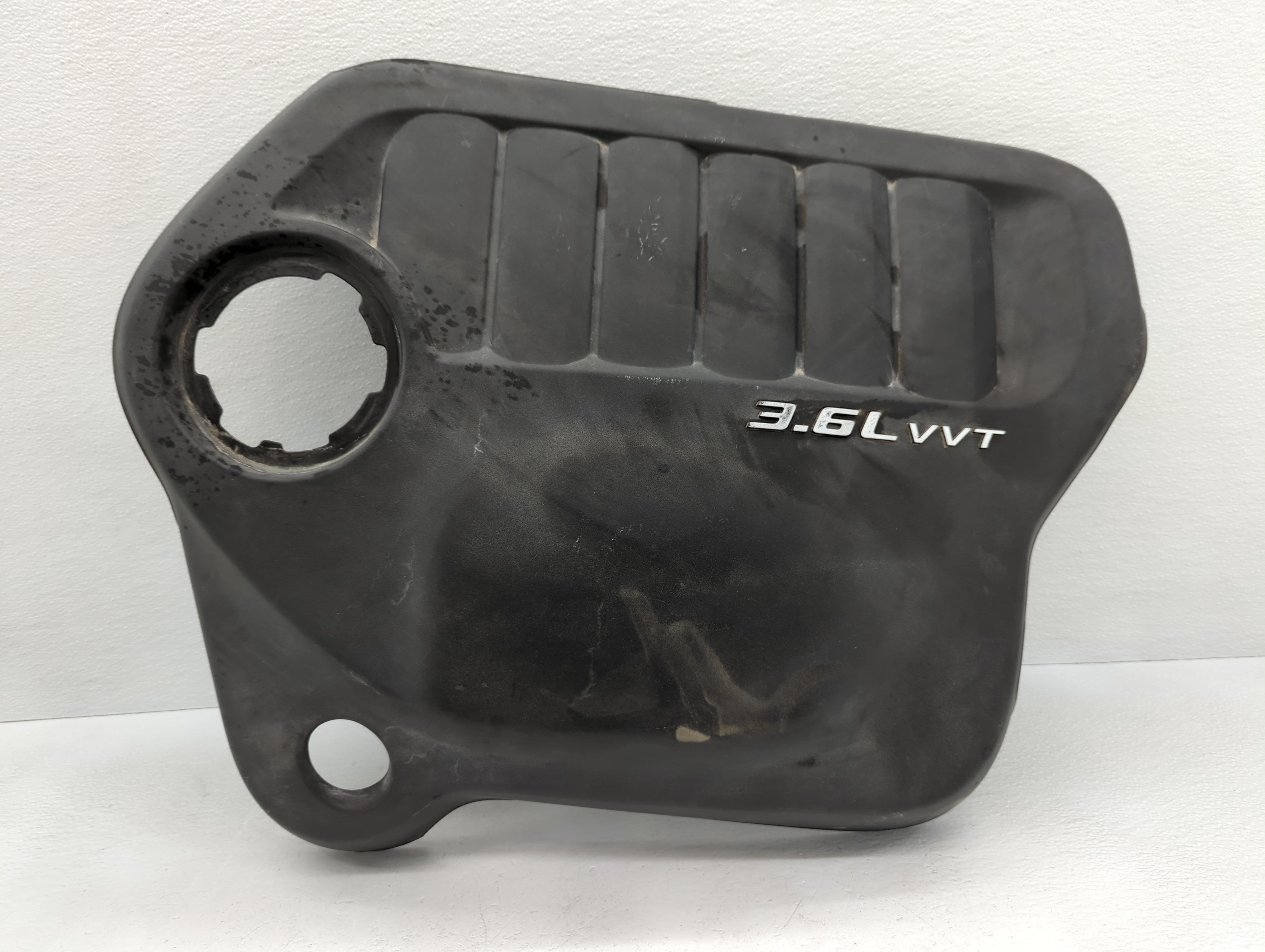 Picture of 2013 Chrysler 200 Engine Cover 784831