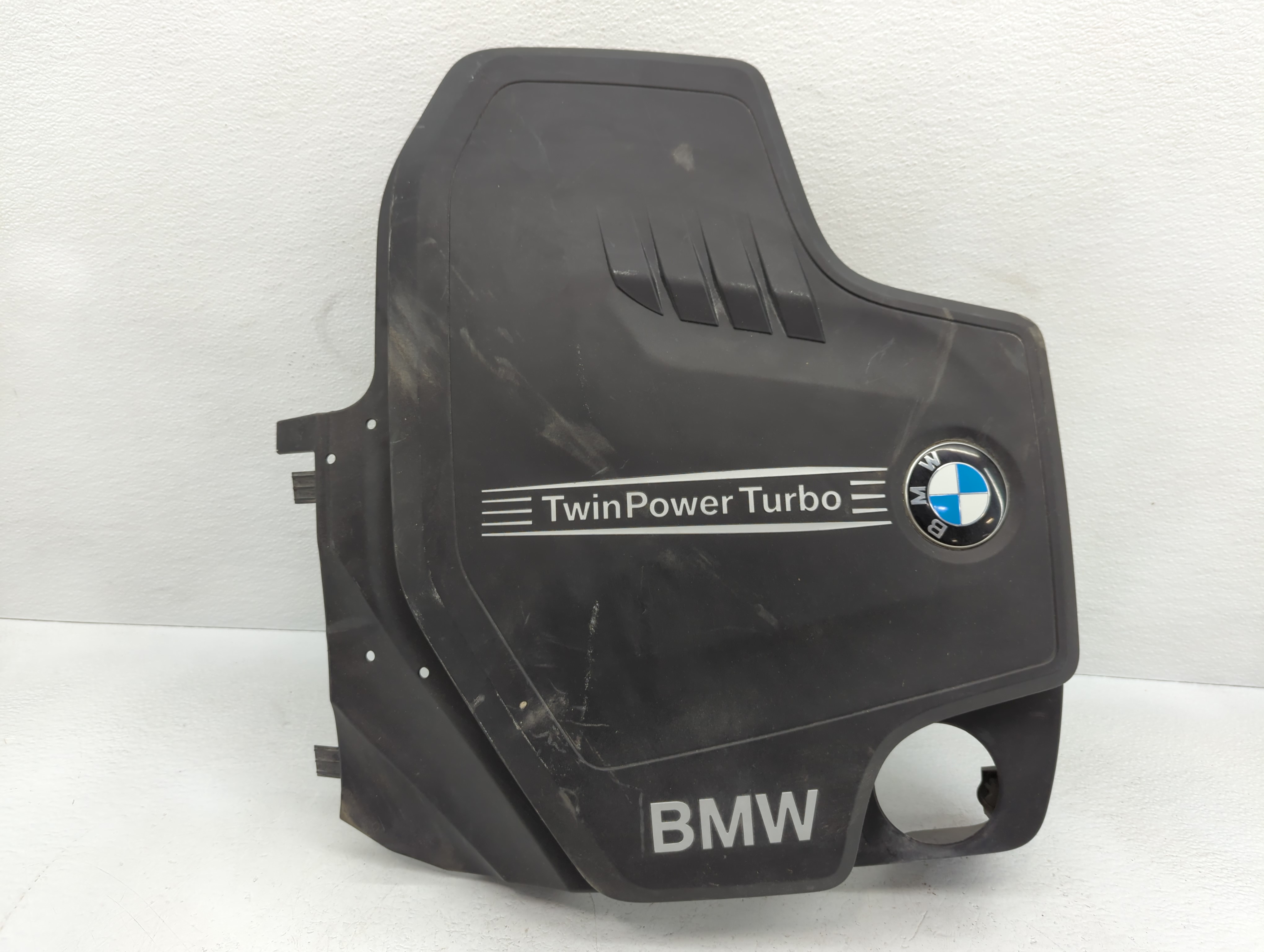 2014 Bmw 320i Engine Cover 784897 - Oemusedautoparts1.com