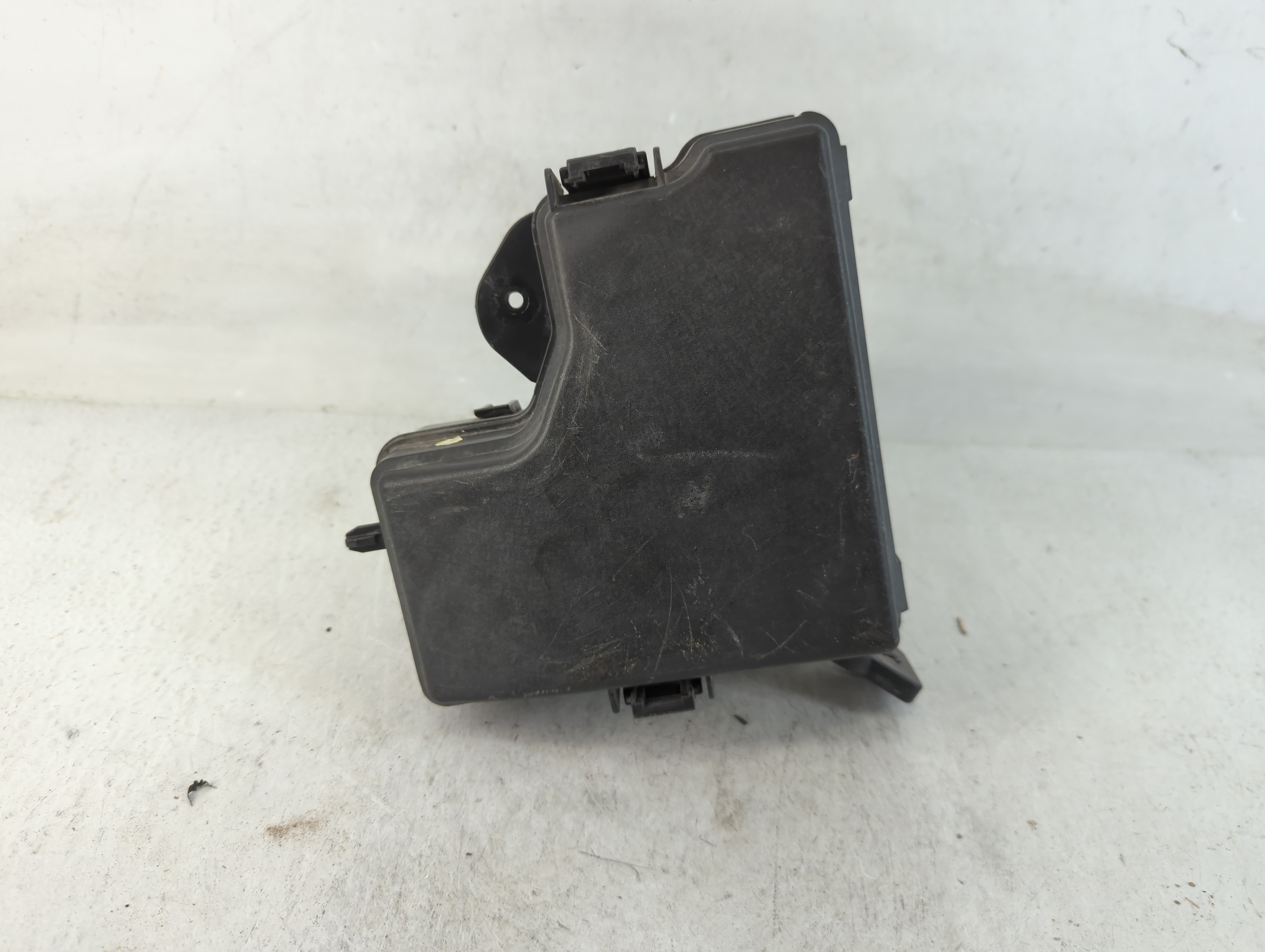 2016-2017 Hyundai Veloster Fusebox Fuse Box Relay Module 784936 - Oemusedautoparts1.com