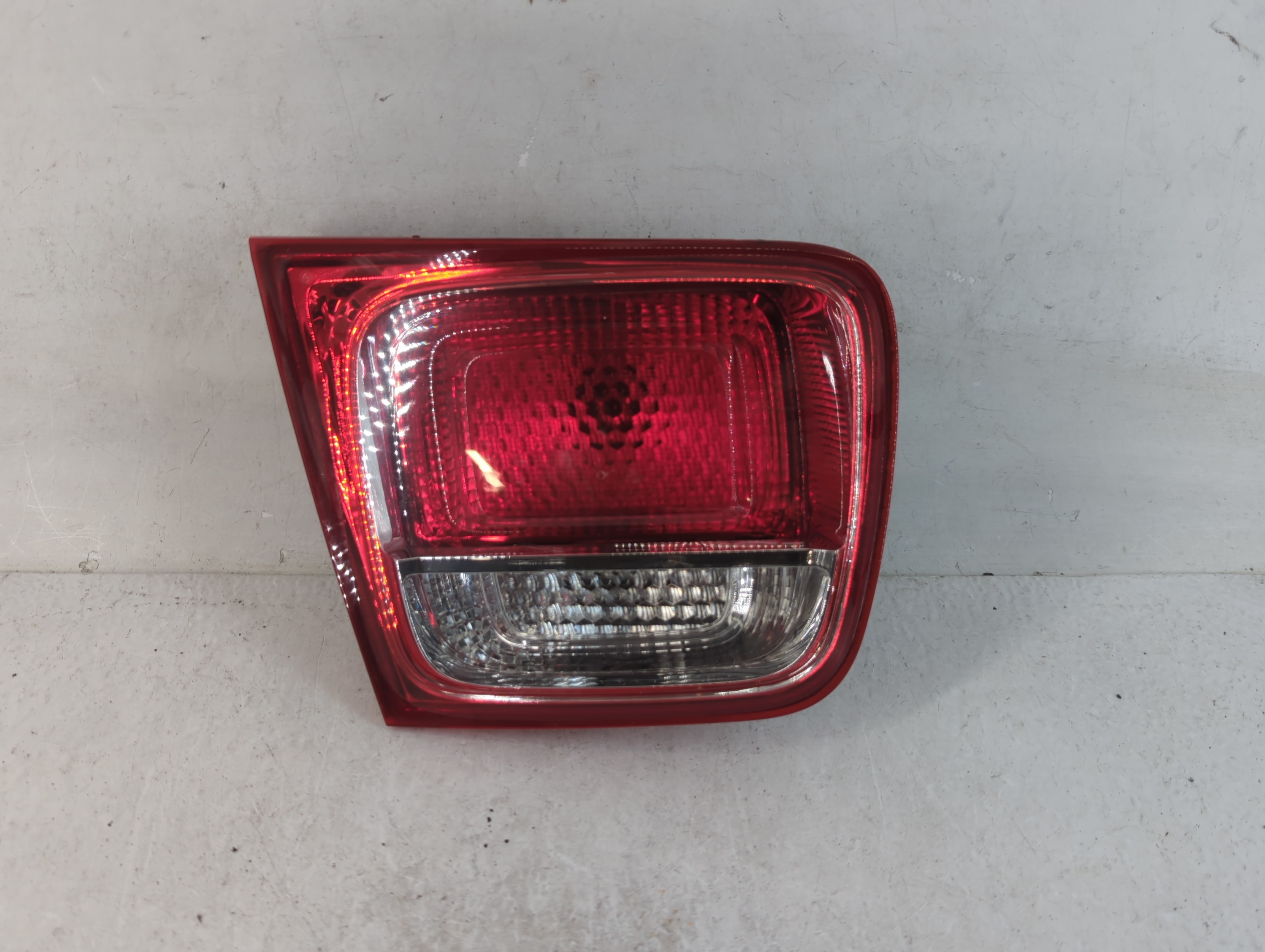 2013-2016 Chevrolet Malibu Driver Left Side Tail Light Taillight Oem 784955 - Oemusedautoparts1.com