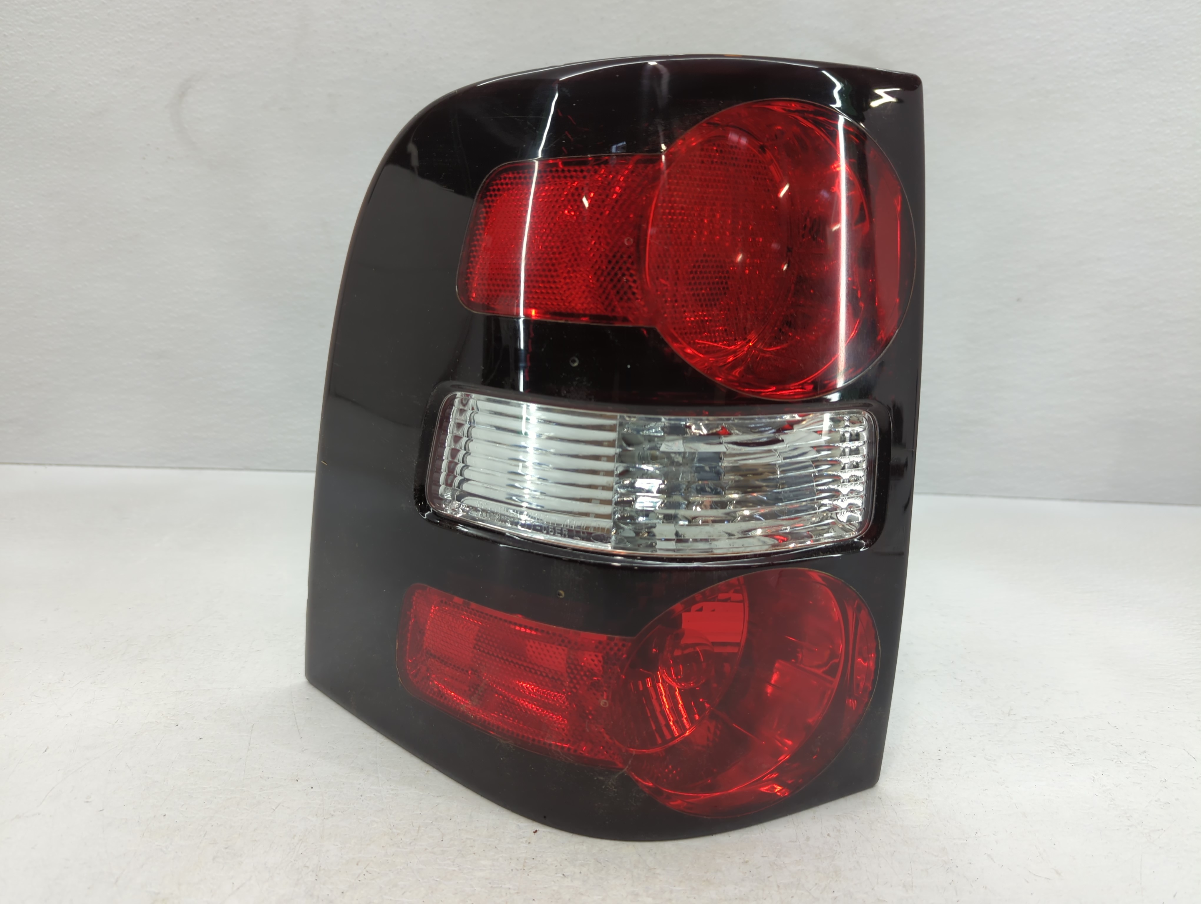 2006-2010 Ford Explorer Driver Left Side Tail Light Taillight Oem 784973 - Oemusedautoparts1.com
