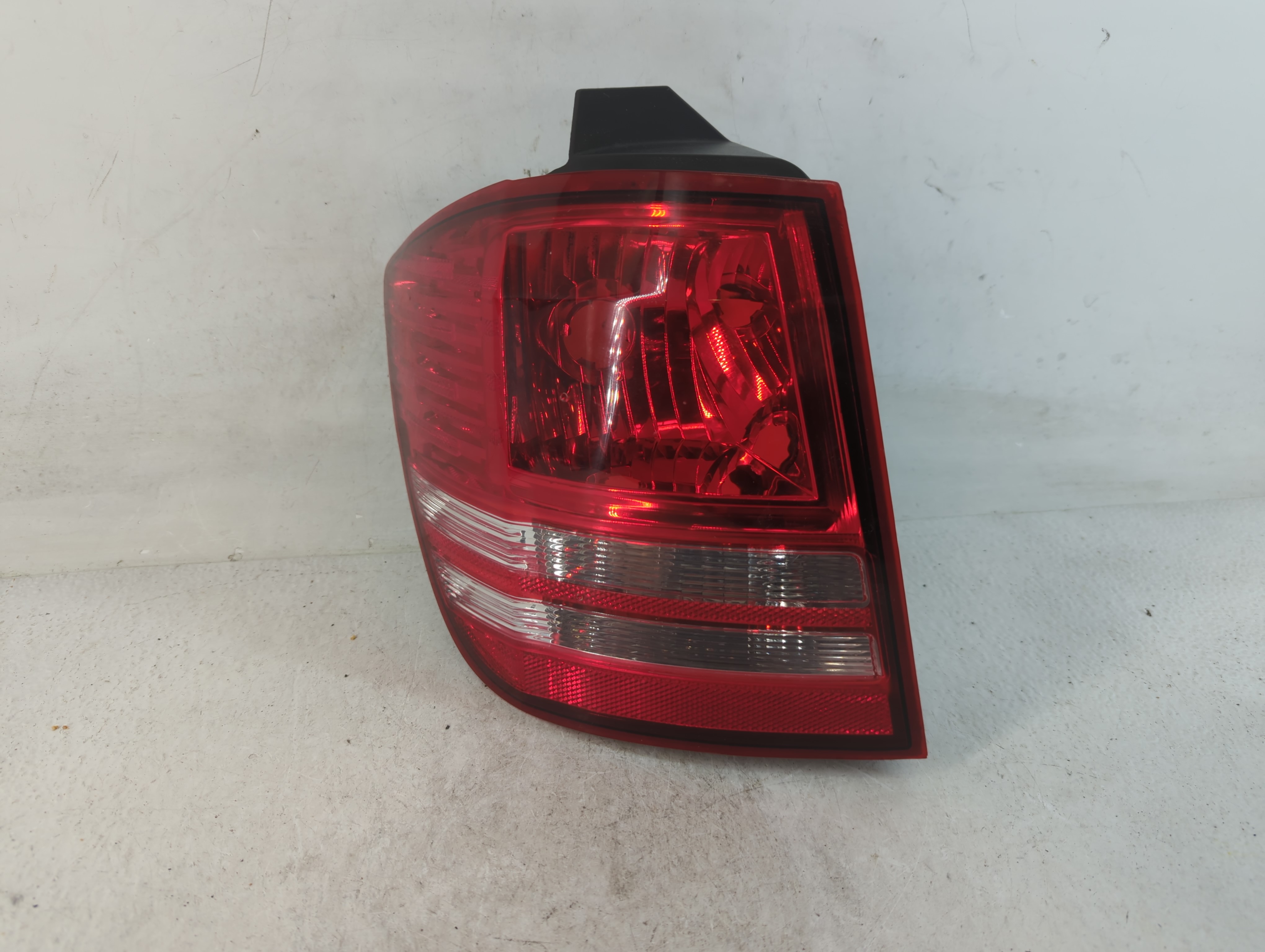 2017 Dodge Journey Driver Left Side Tail Light Taillight Oem 785000 - Oemusedautoparts1.com