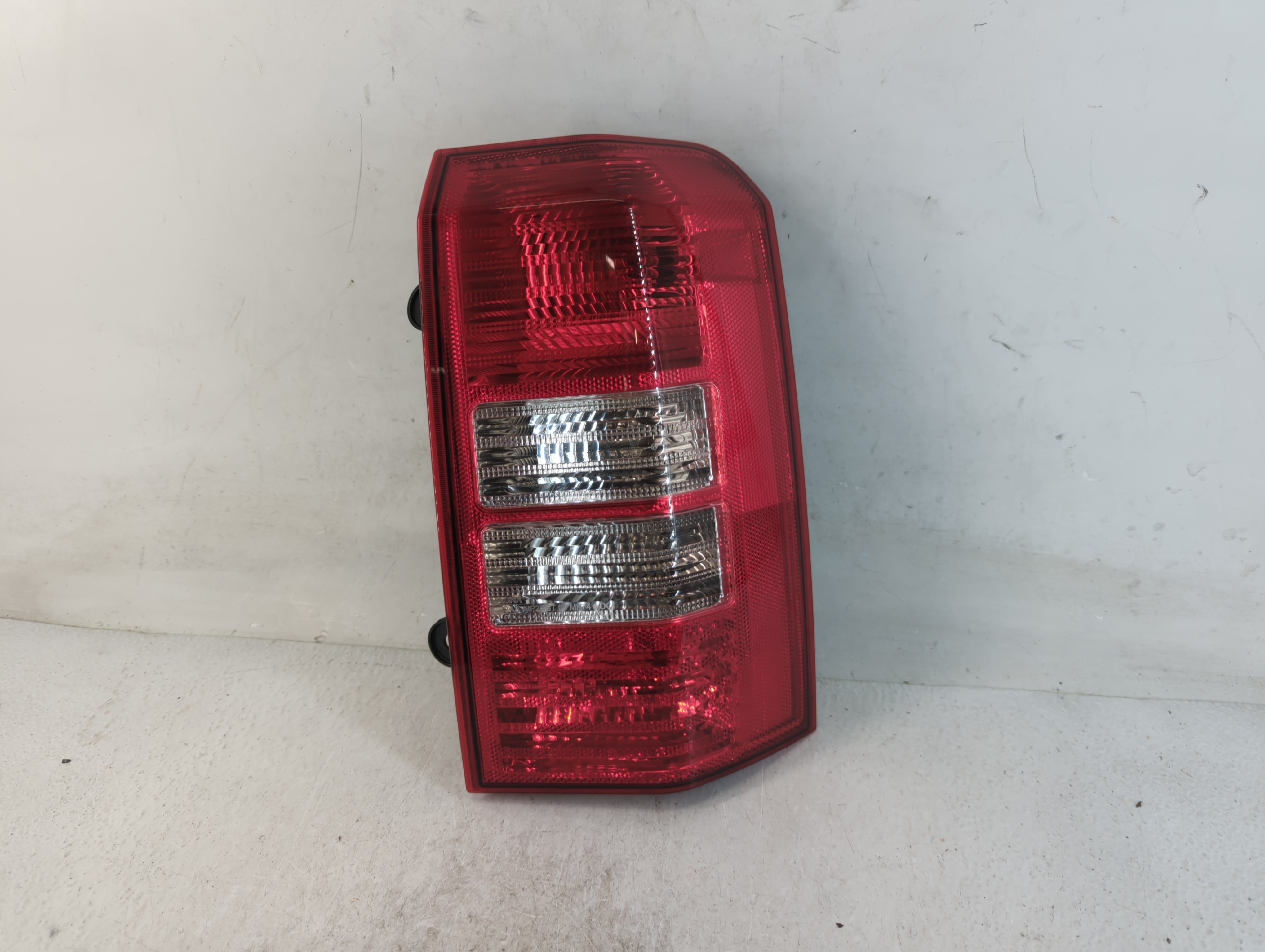 2008-2017 Jeep Patriot Passenger Right Side Tail Light Taillight Oem 785004 - Oemusedautoparts1.com