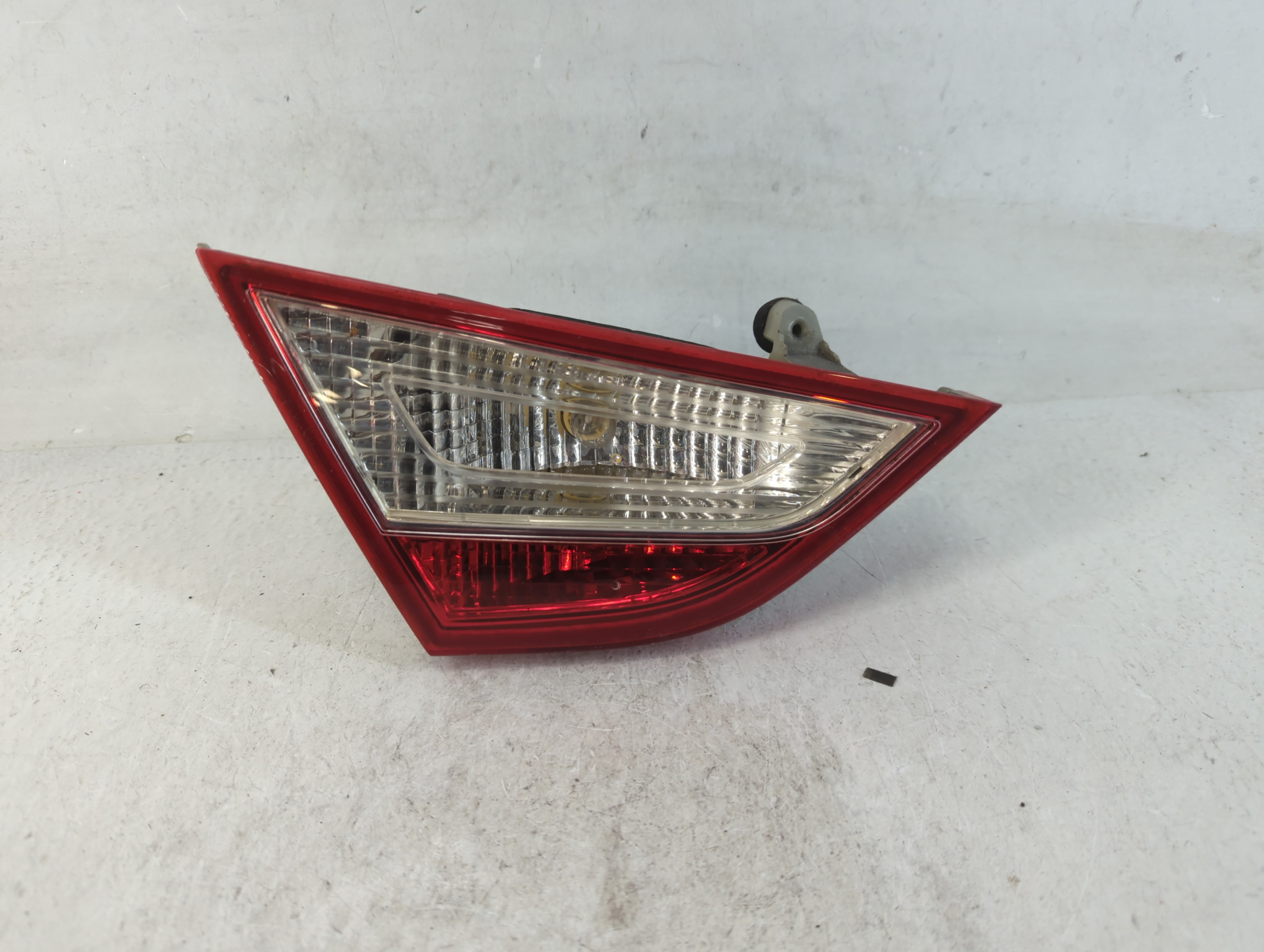 Picture of 2011-2014 Hyundai Sonata Driver Left Side Tail Light Taillight Oem 785016