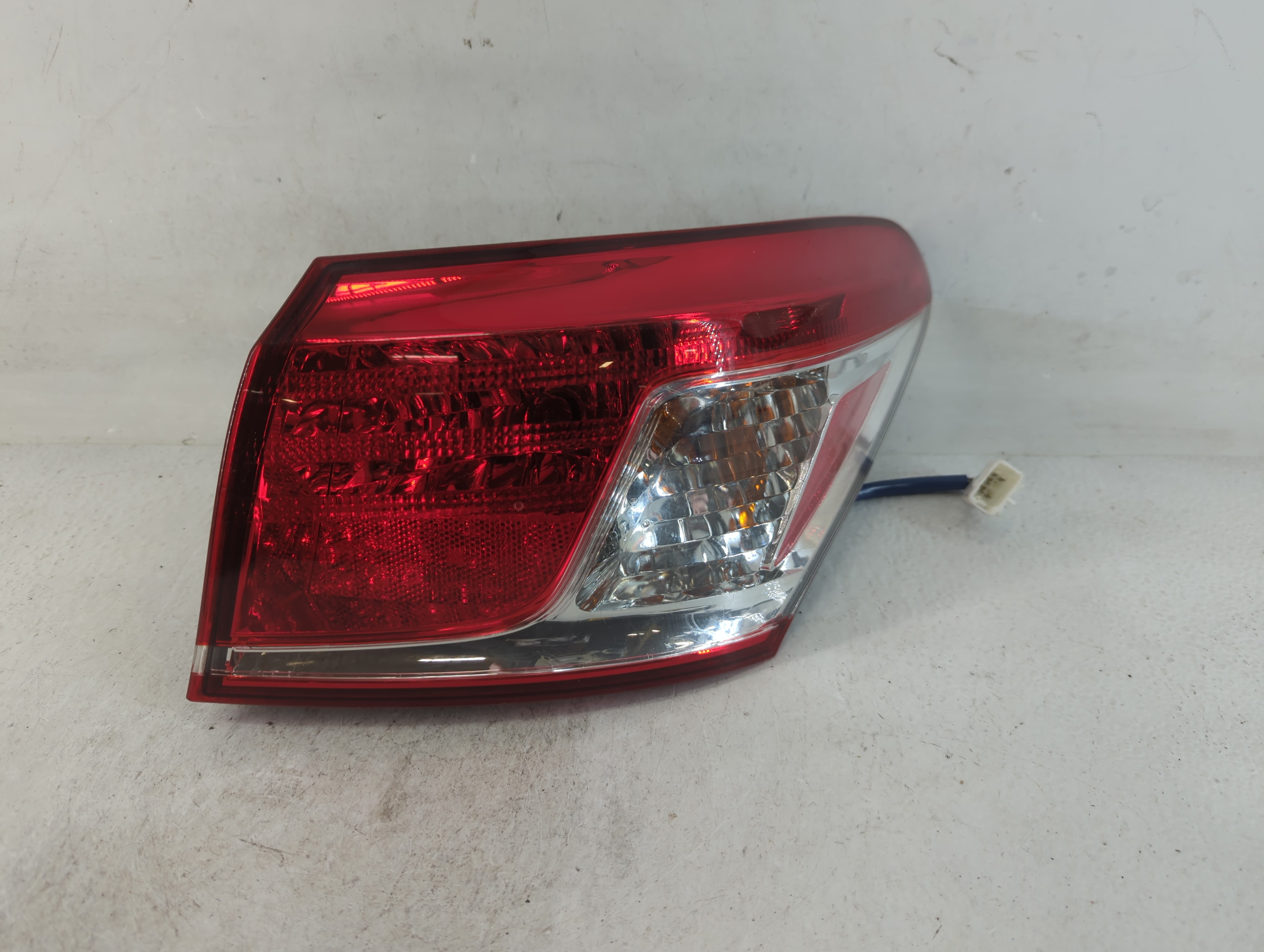 2010-2012 Lexus Es350 Passenger Right Side Tail Light Taillight Oem 785020 - Oemusedautoparts1.com