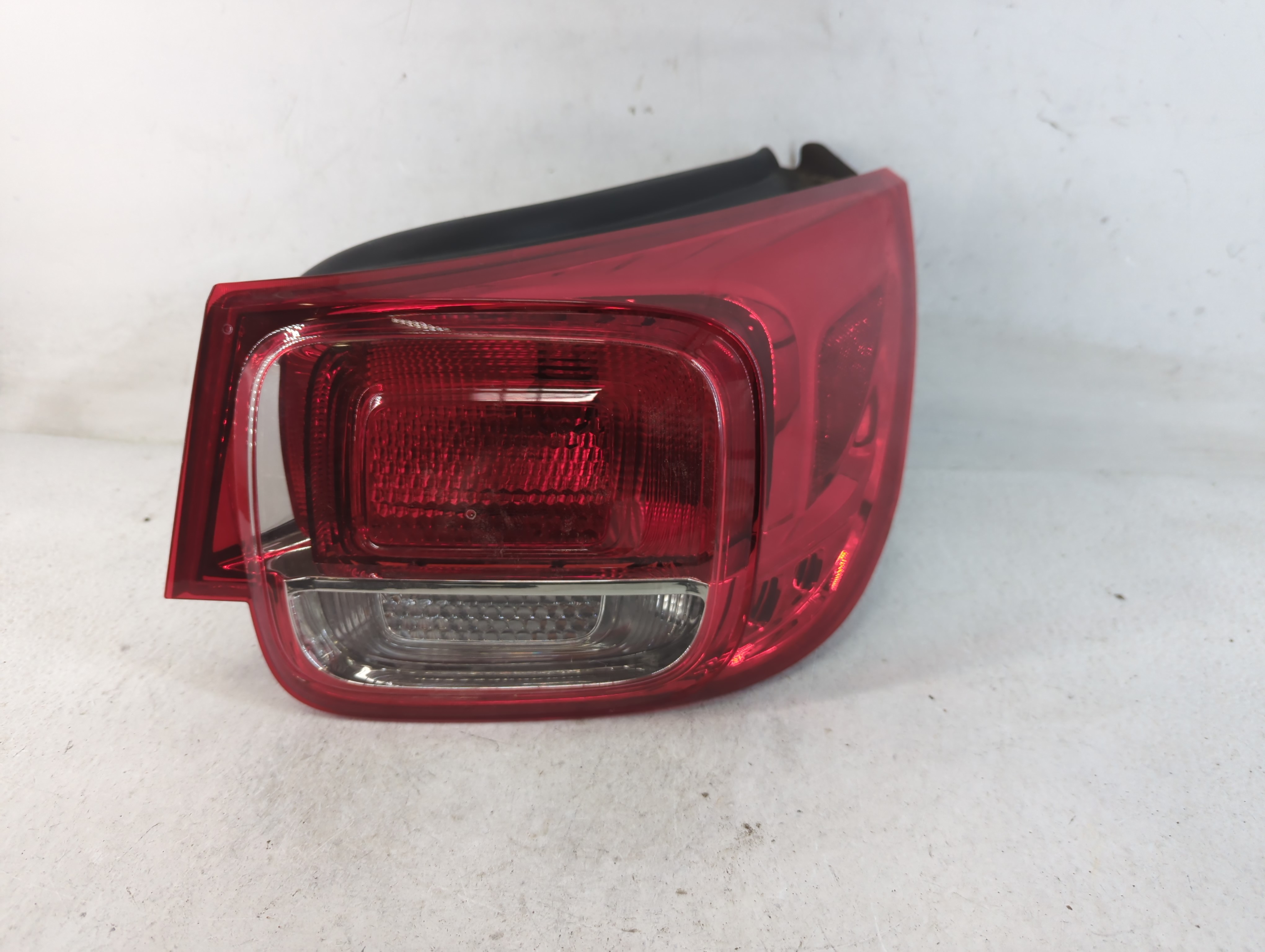 Chevrolet Malibu Limited Passenger Right Side Tail Light Taillight Oem 785052 - Oemusedautoparts1.com