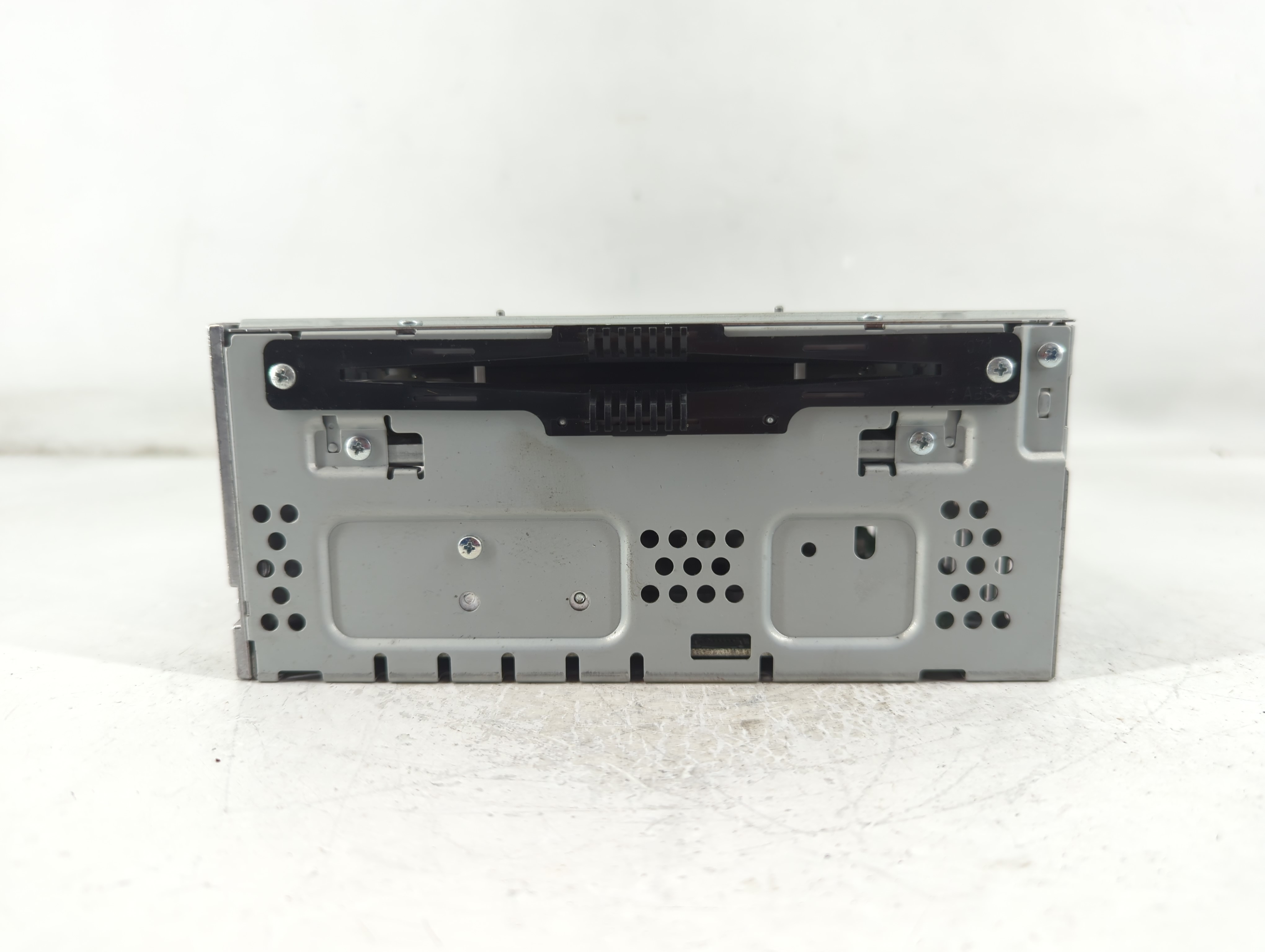 2013-2015 Ford Fusion Am Fm Cd Player Radio Receiver 785131 - Oemusedautoparts1.com