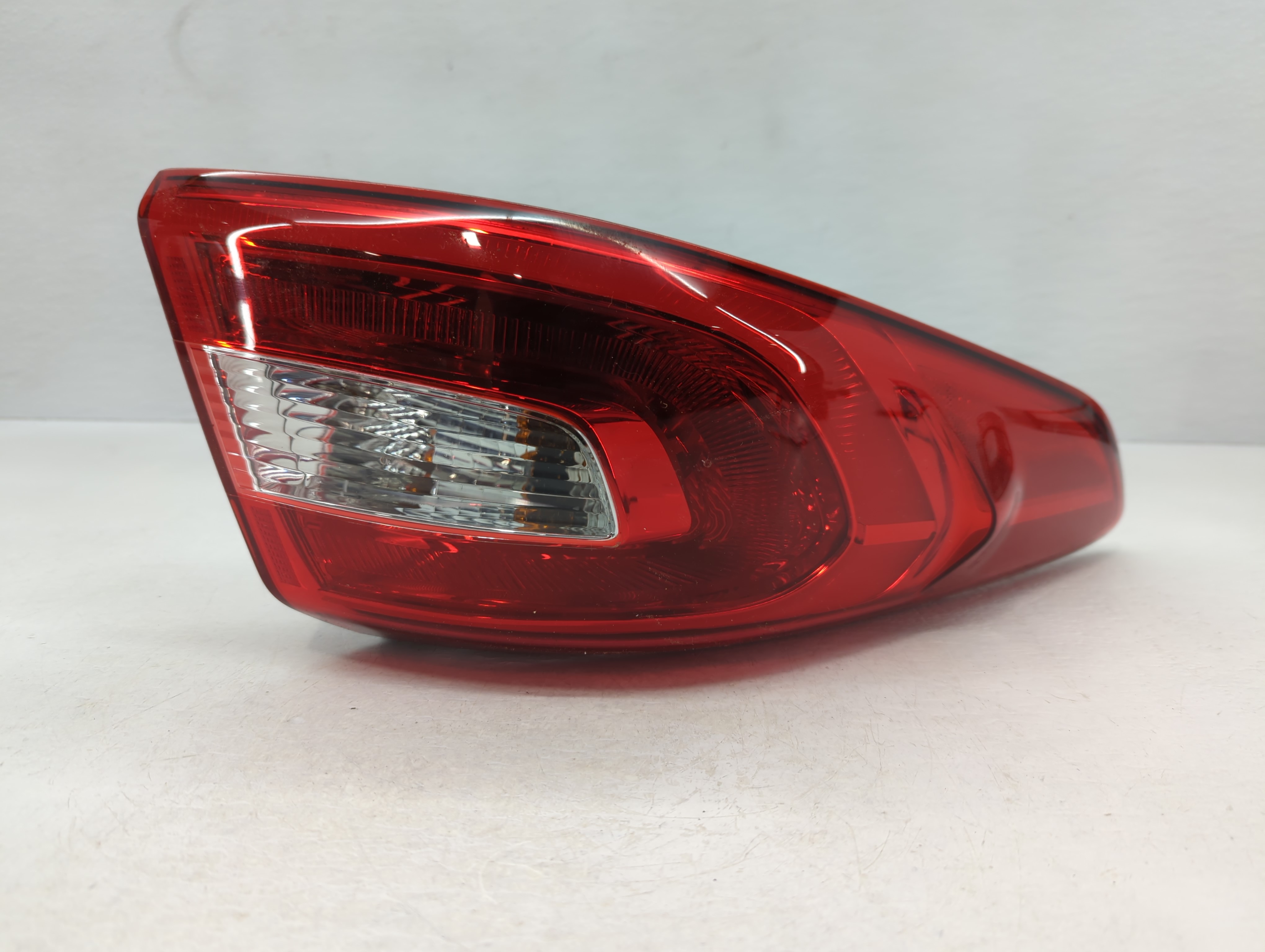2015-2017 Hyundai Sonata Driver Left Side Tail Light Taillight Oem 785248 - Oemusedautoparts1.com