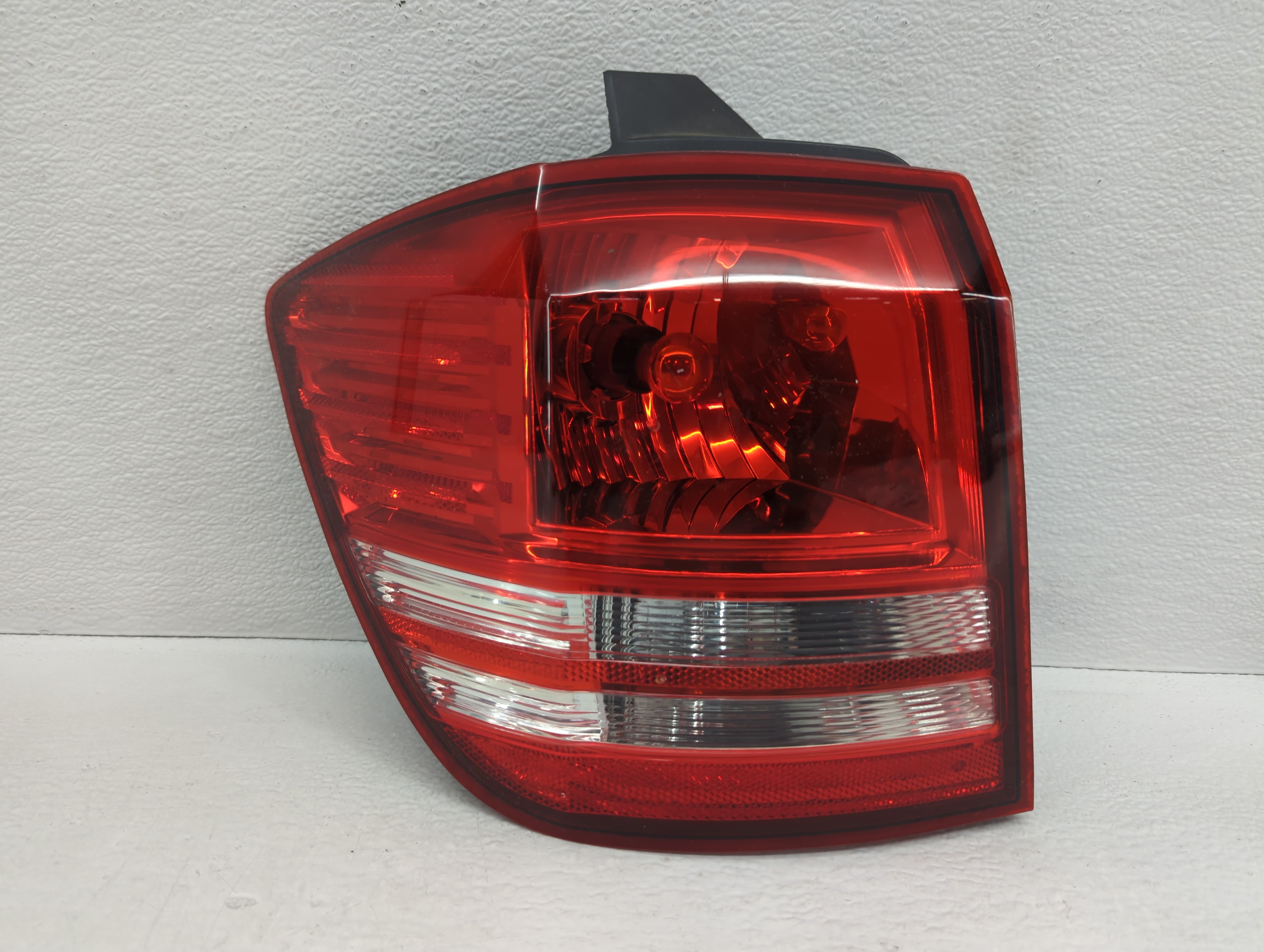 2014 Dodge Journey Driver Left Side Tail Light Taillight Oem 785259 - Oemusedautoparts1.com