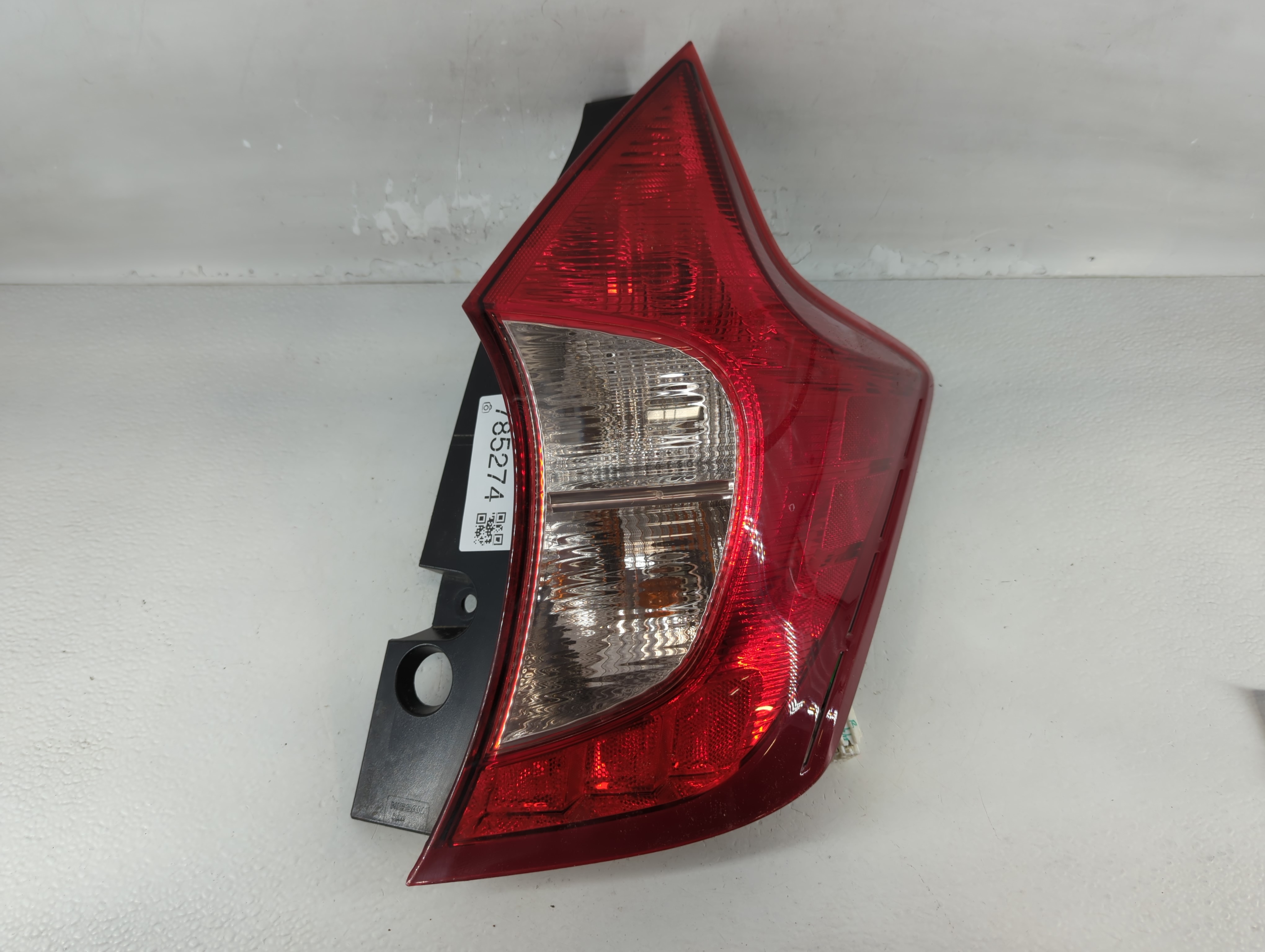 Nissan Versa Passenger Right Side Tail Light Taillight Oem 785274 - Oemusedautoparts1.com