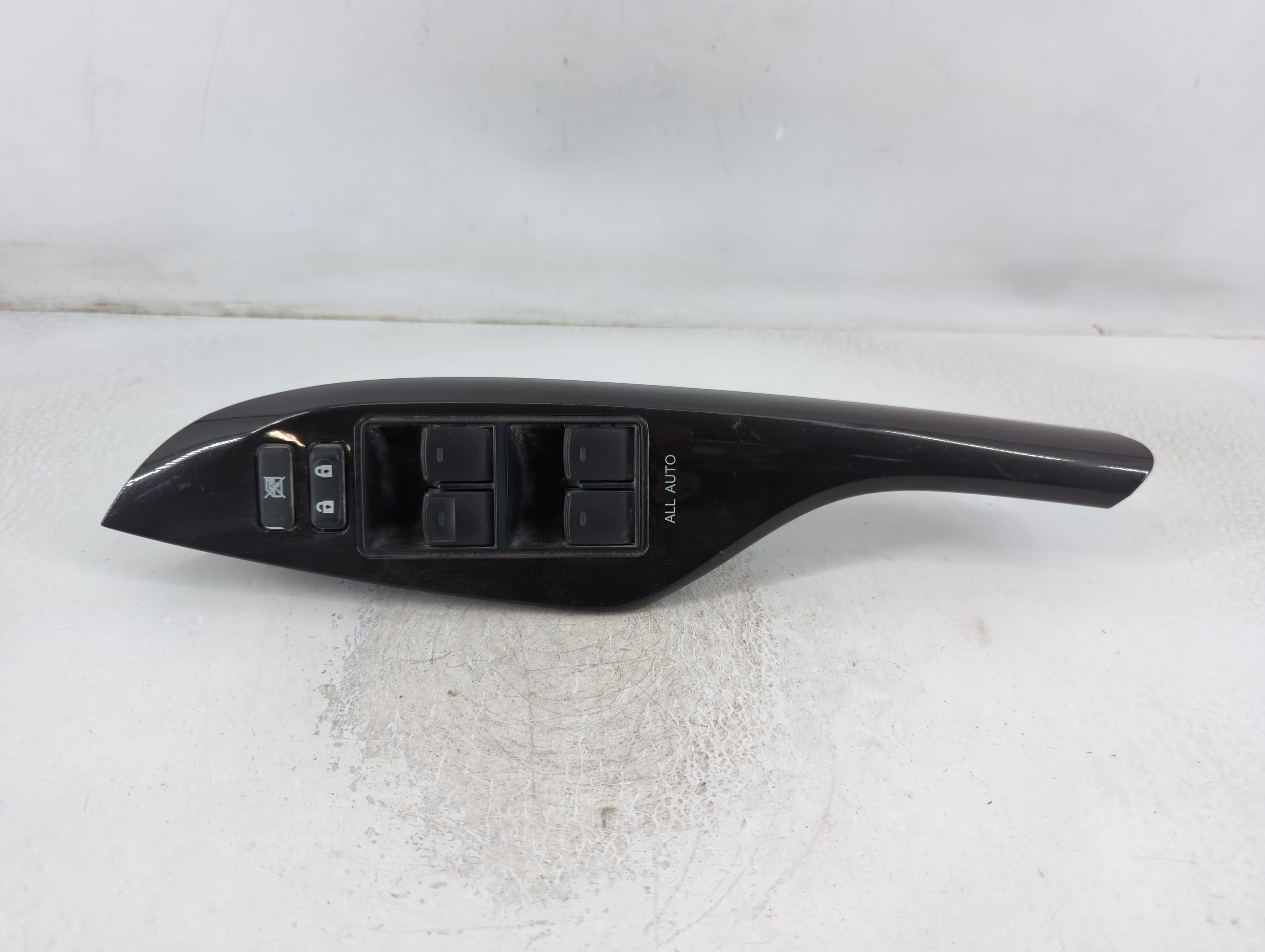 2011-2014 Toyota Sienna Driver Left Door Master Power Window Switch 785375 - Oemusedautoparts1.com