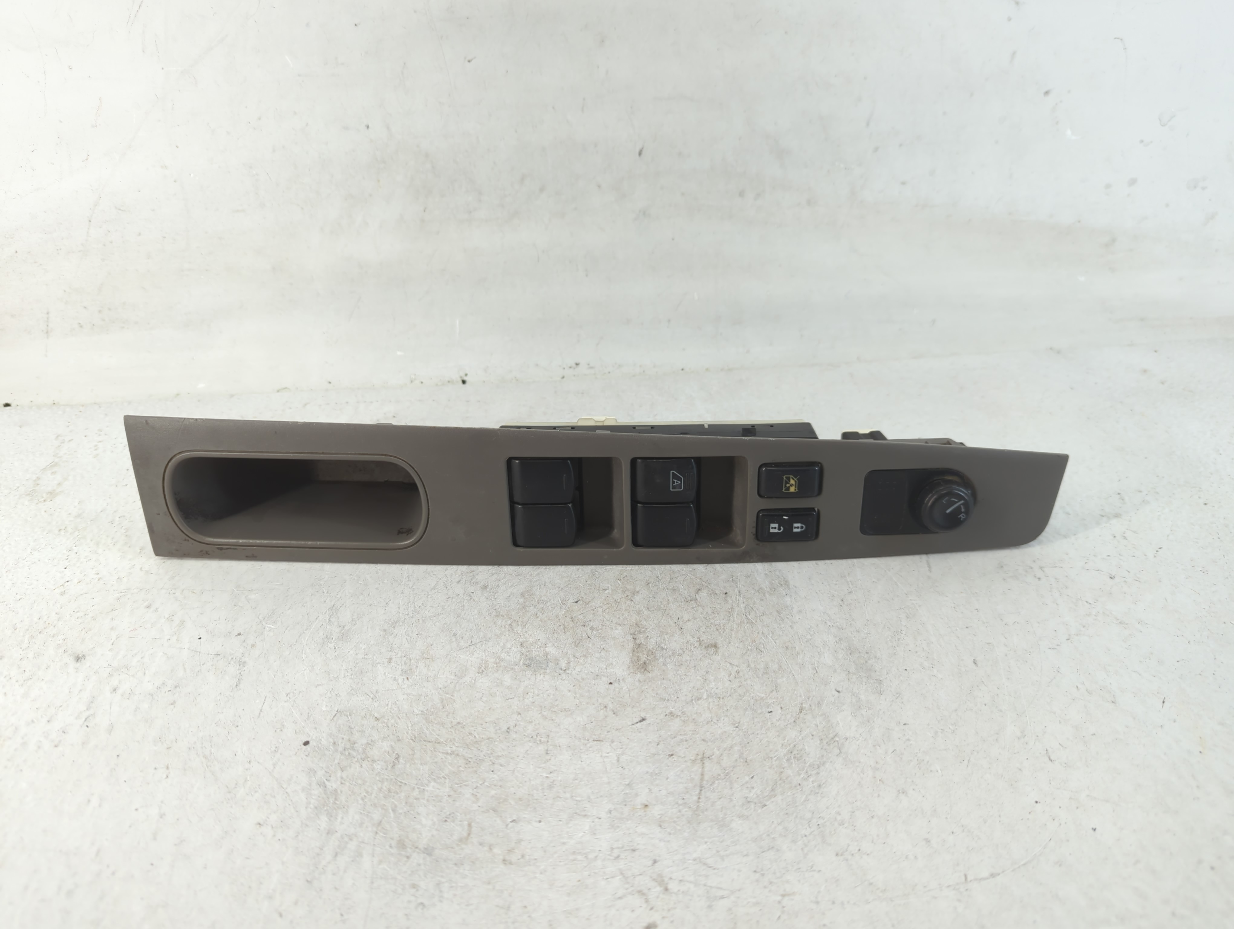 2007-2007 Nissan Sentra Driver Left Door Master Power Window Switch 785383 - Oemusedautoparts1.com
