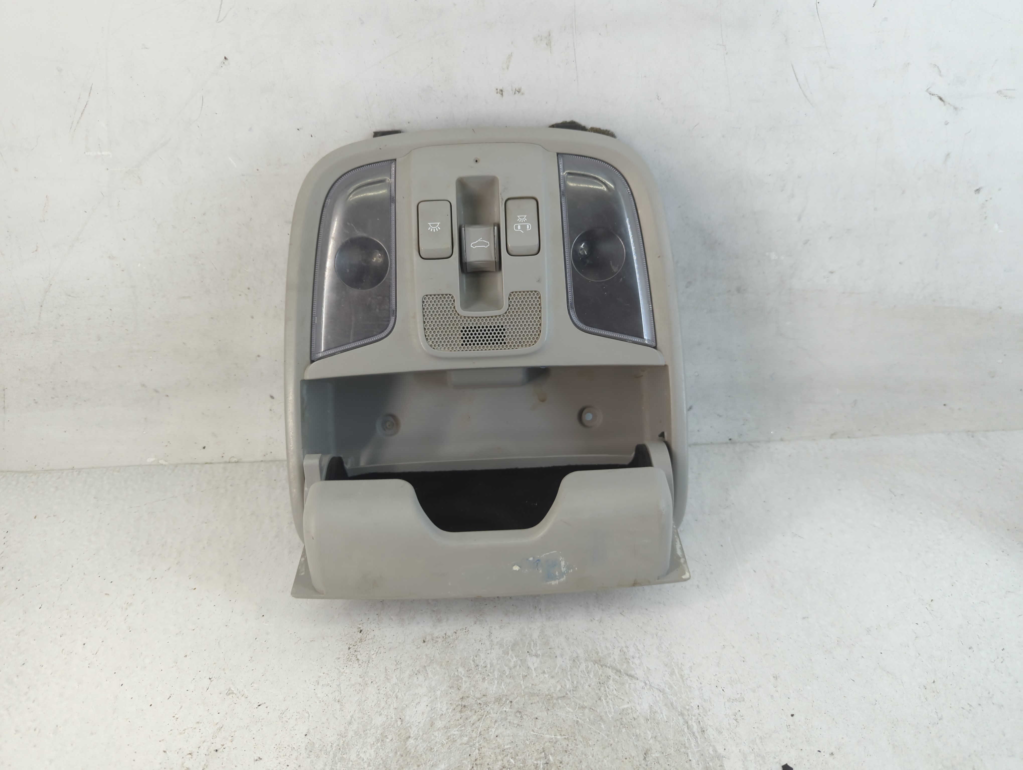2018 Kia Optima Overhead Roof Console 785401 - Oemusedautoparts1.com
