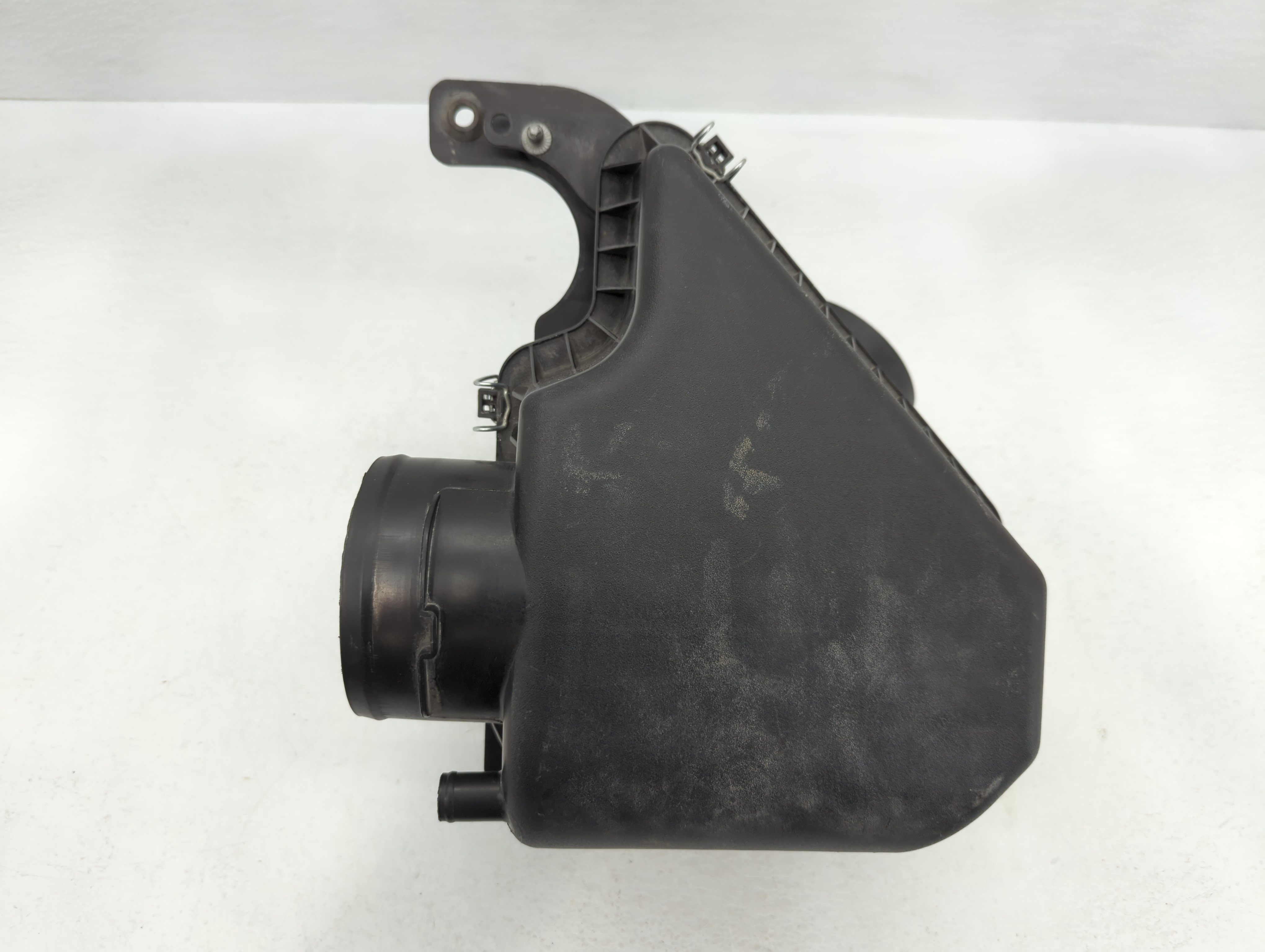 Picture of Dodge Caravan Air Cleaner Intake-duct Hose Tube 785410