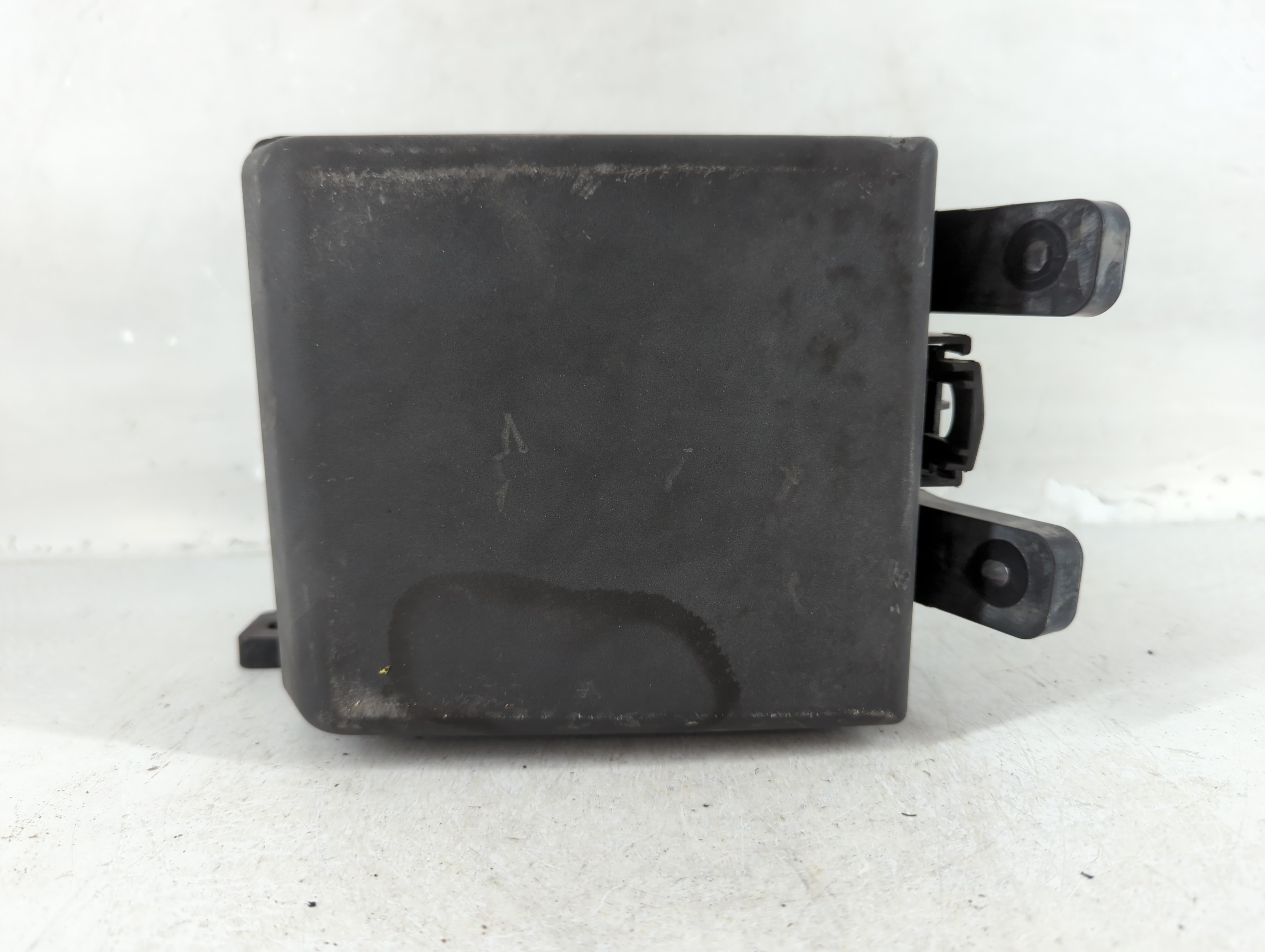 2014-2016 Kia Sportage Fusebox Fuse Box Relay Module 91950-3w523fff 785454 - Oemusedautoparts1.com
