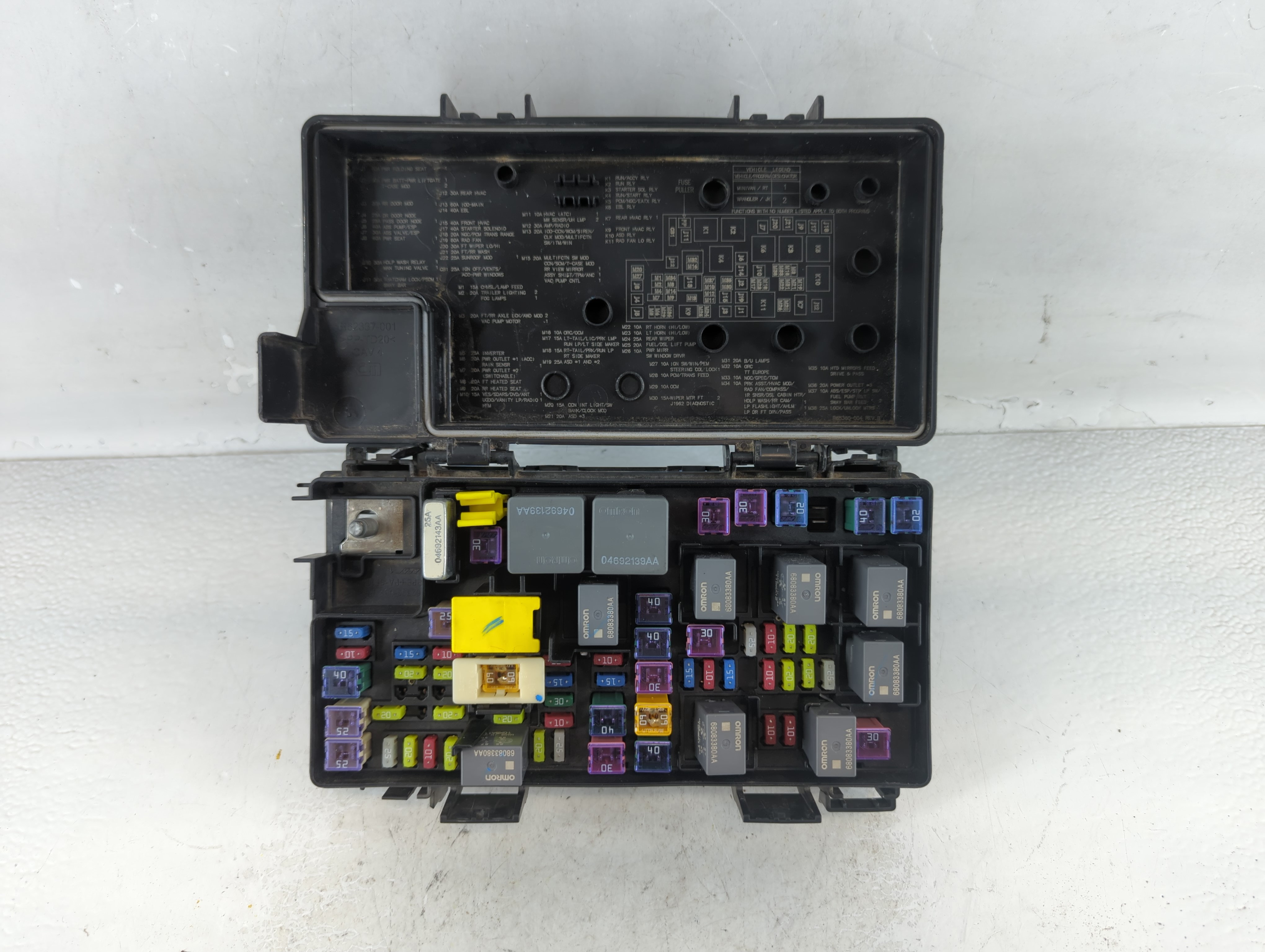2015-2020 Dodge Grand Caravan Fusebox Fuse Box Relay Module Tipm 785458 - Oemusedautoparts1.com