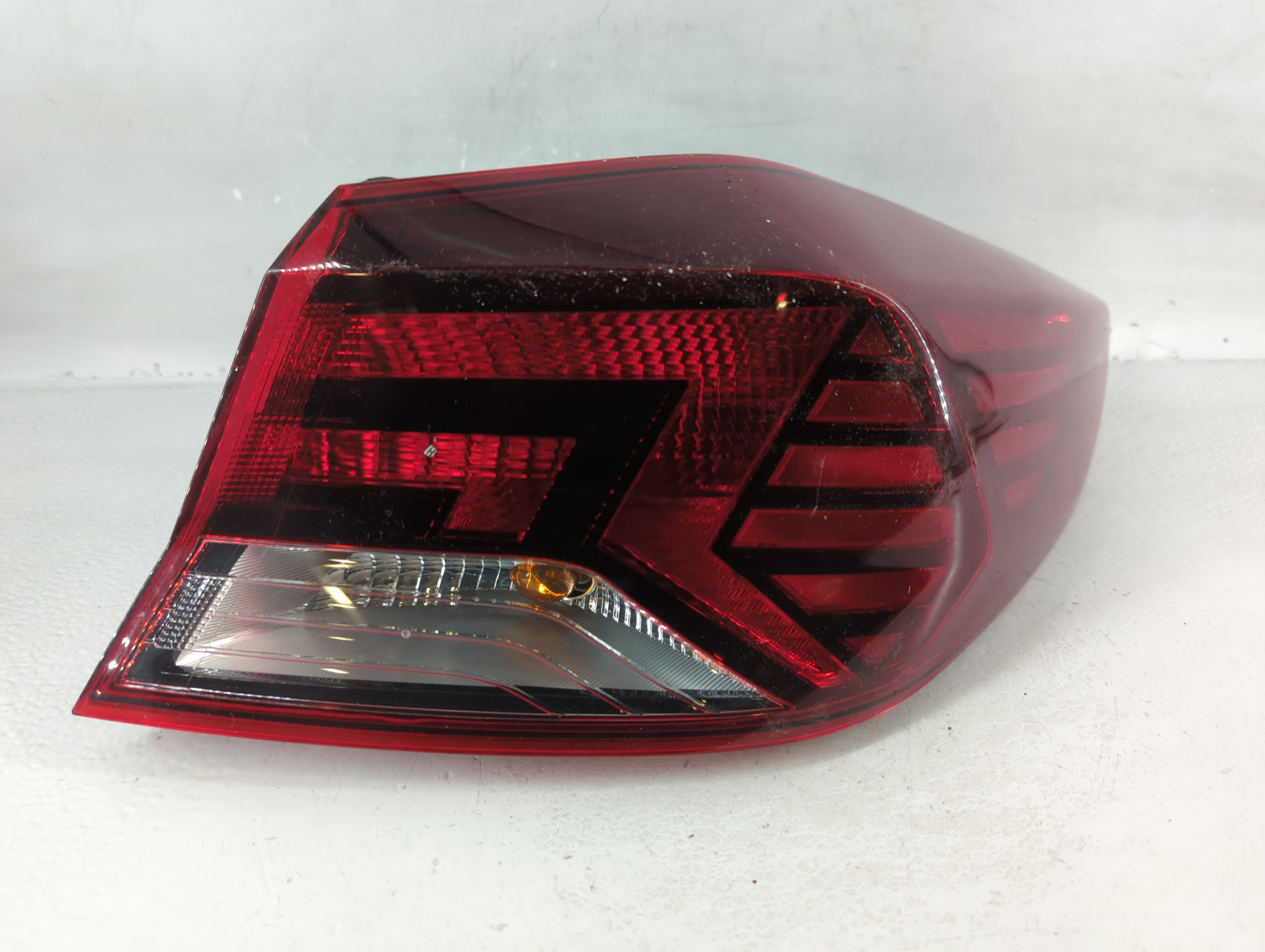 2019-2020 Hyundai Elantra Passenger Right Side Tail Light Taillight Oem 785486 - Oemusedautoparts1.com