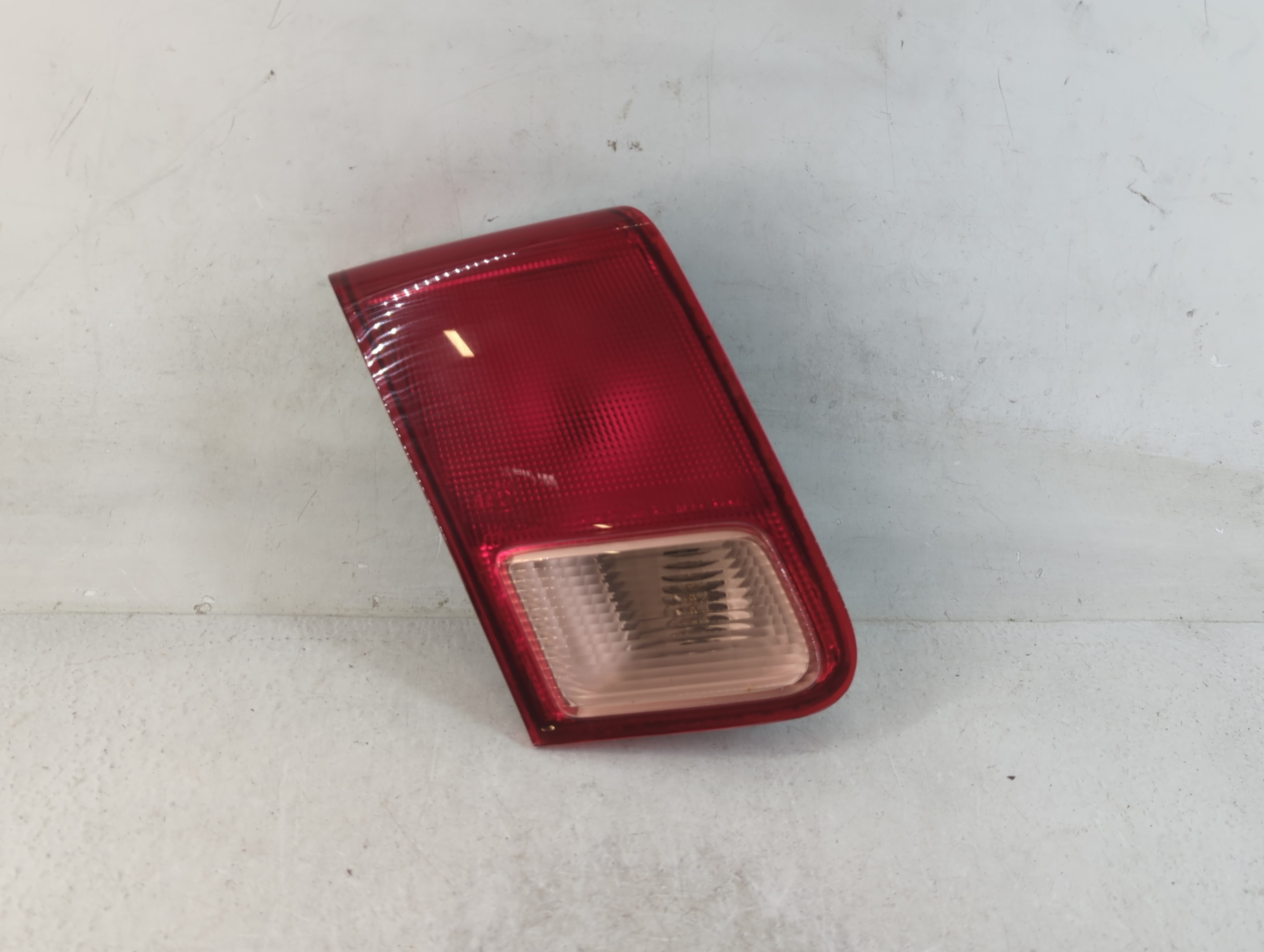 2001-2002 Honda Civic Driver Left Side Tail Light Taillight Oem 785503 - Oemusedautoparts1.com