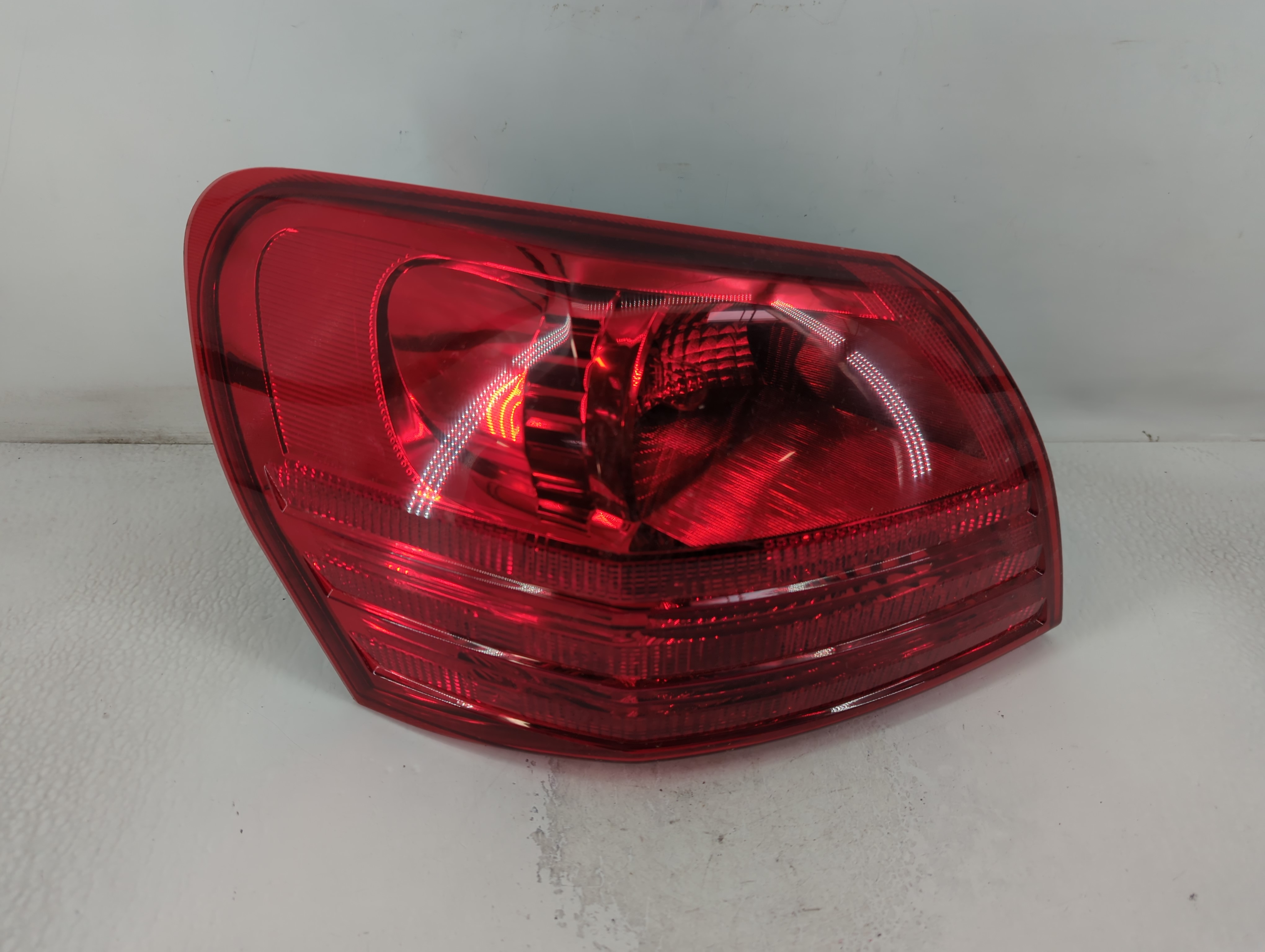 2008-2015 Nissan Rogue Driver Left Side Tail Light Taillight Oem 785513 - Oemusedautoparts1.com