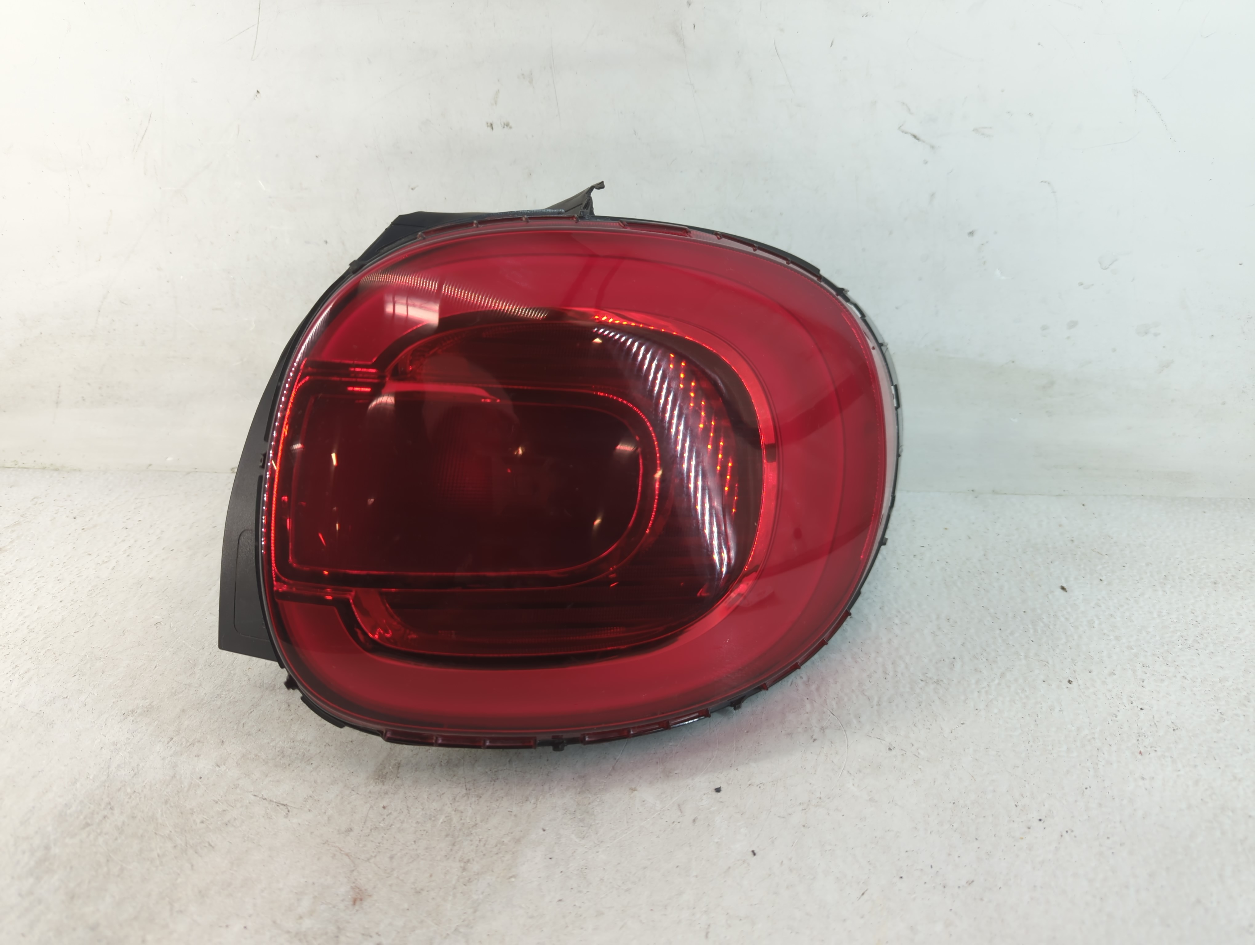 2014 Fiat 500L Passenger Right Side Tail Light Taillight Oem 785528 - Oemusedautoparts1.com