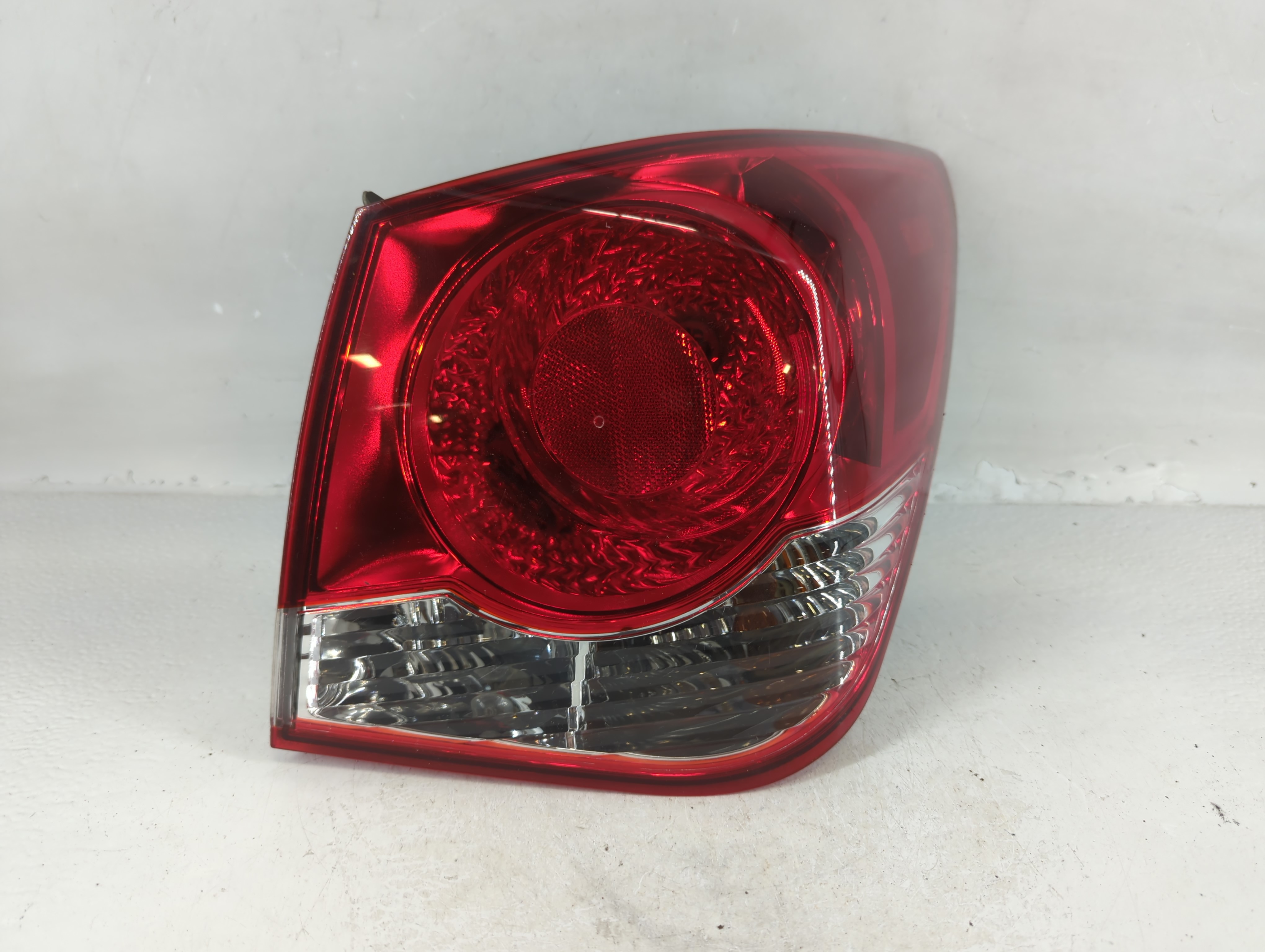 2011-2016 Chevrolet Cruze Passenger Right Side Tail Light Taillight Oem 785562 - Oemusedautoparts1.com