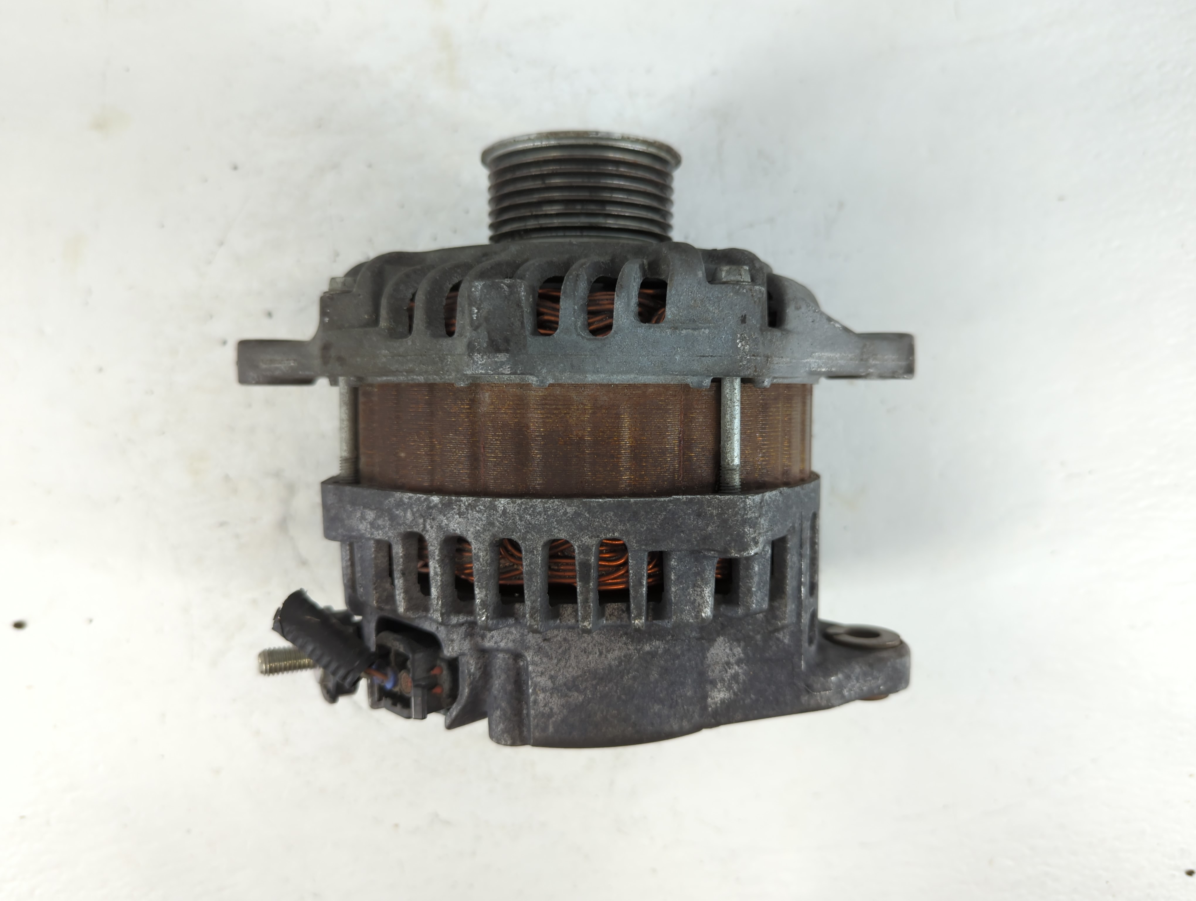 Picture of 2018-2022 Nissan Murano Alternator Generator Charging Assembly Engine Oem 785588