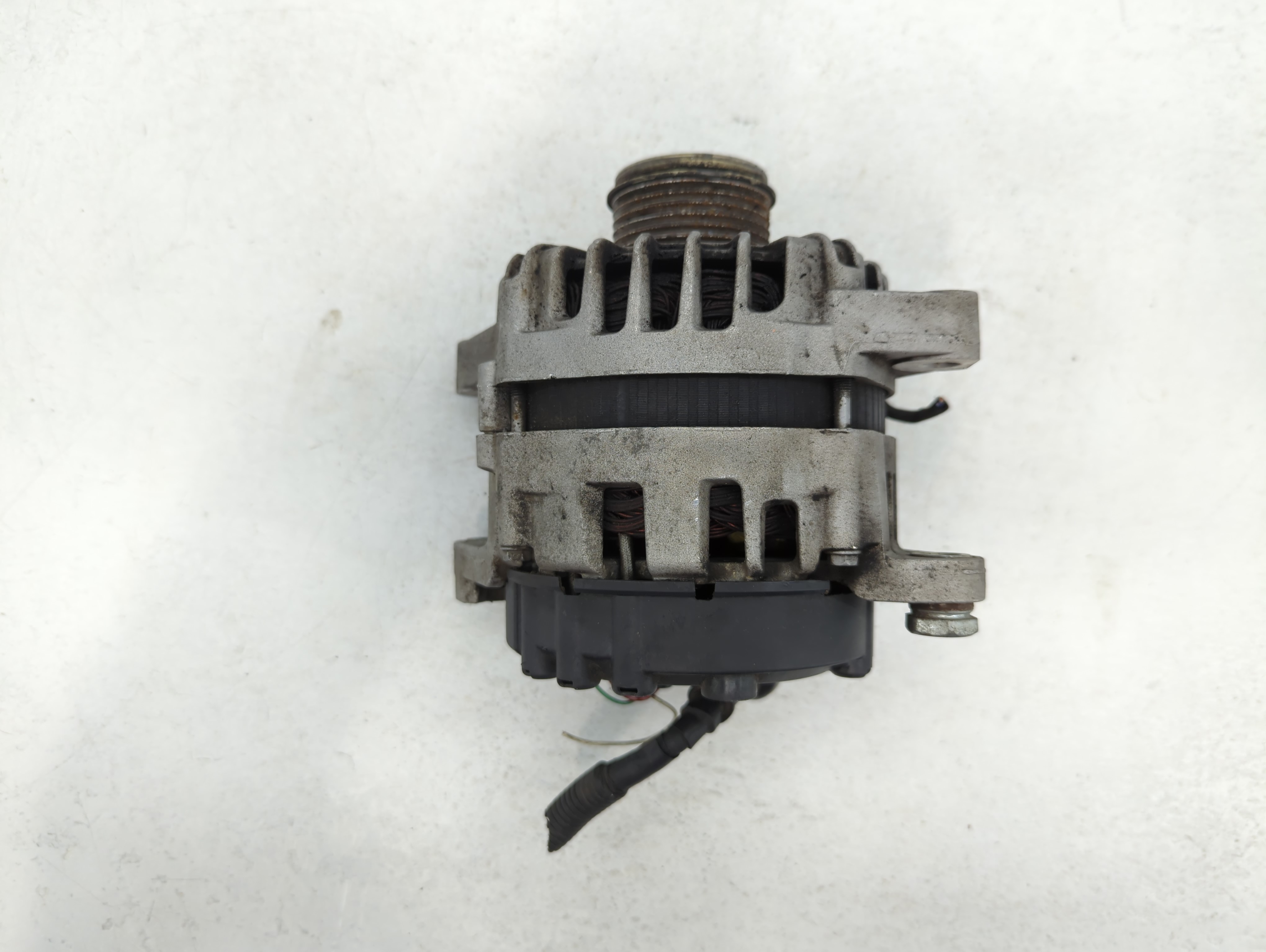 Picture of Hyundai Santa Fe Sport Alternator Generator Charging Assembly Engine Oem 785694