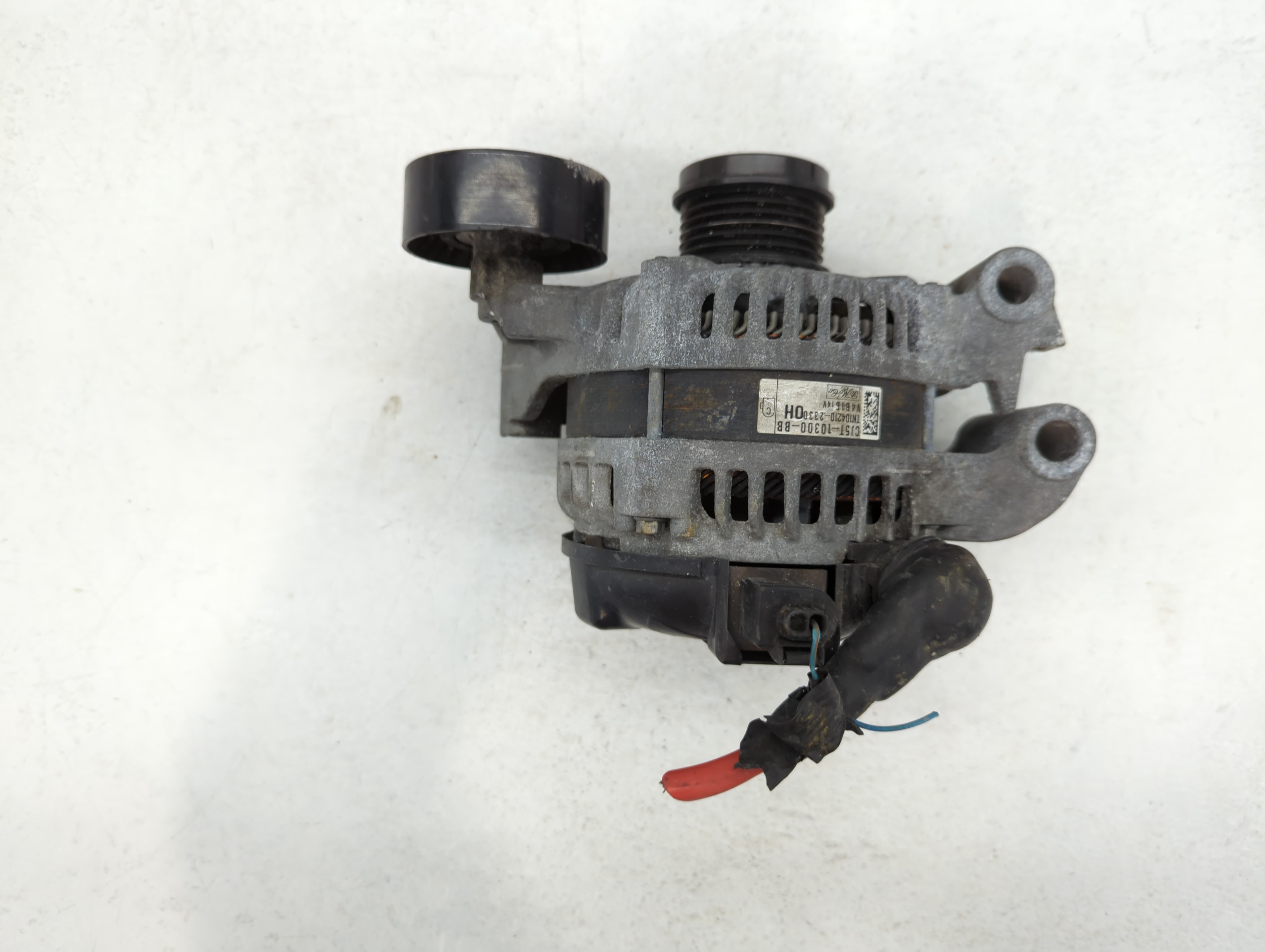 Picture of 2013-2019 Ford Escape Alternator Generator Charging Assembly Engine Oem 785703