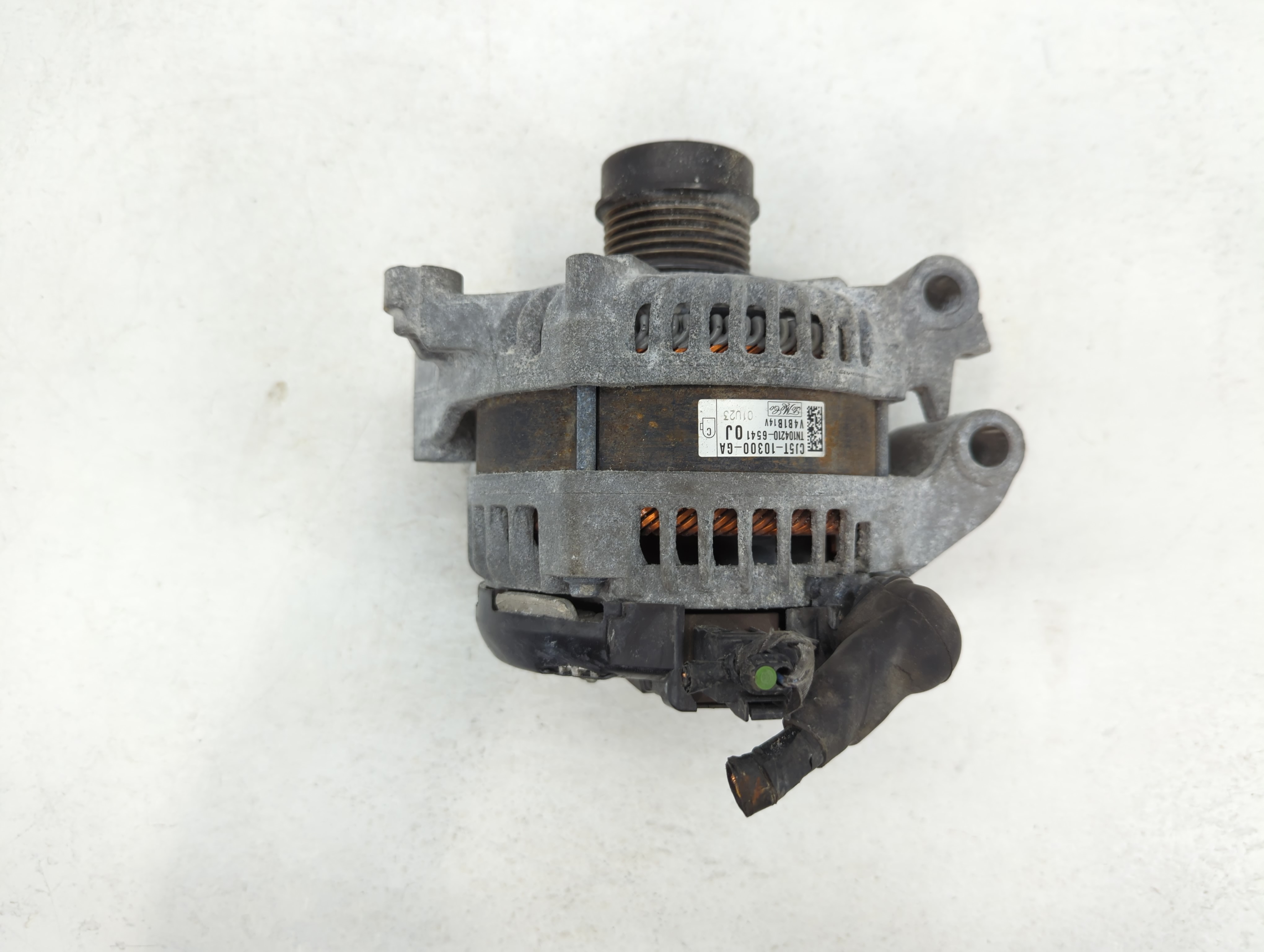 Picture of 2013-2019 Ford Escape Alternator Generator Charging Assembly Engine Oem 785748
