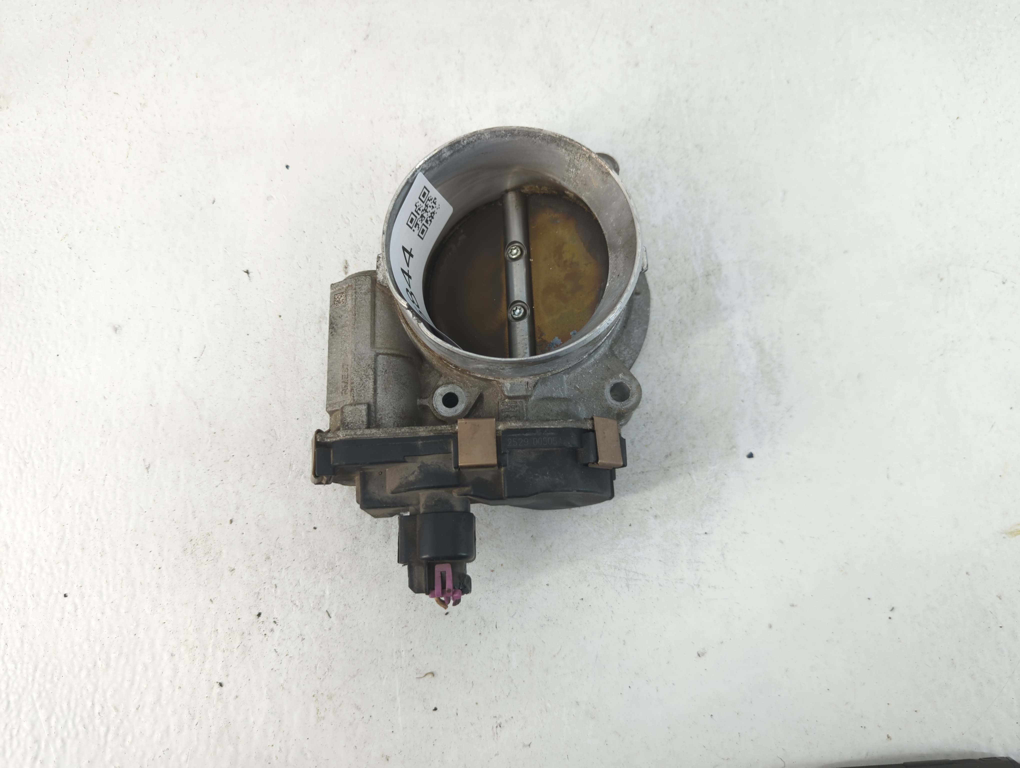 2009-2014 Chevrolet Tahoe Throttle Body 785844 - Oemusedautoparts1.com