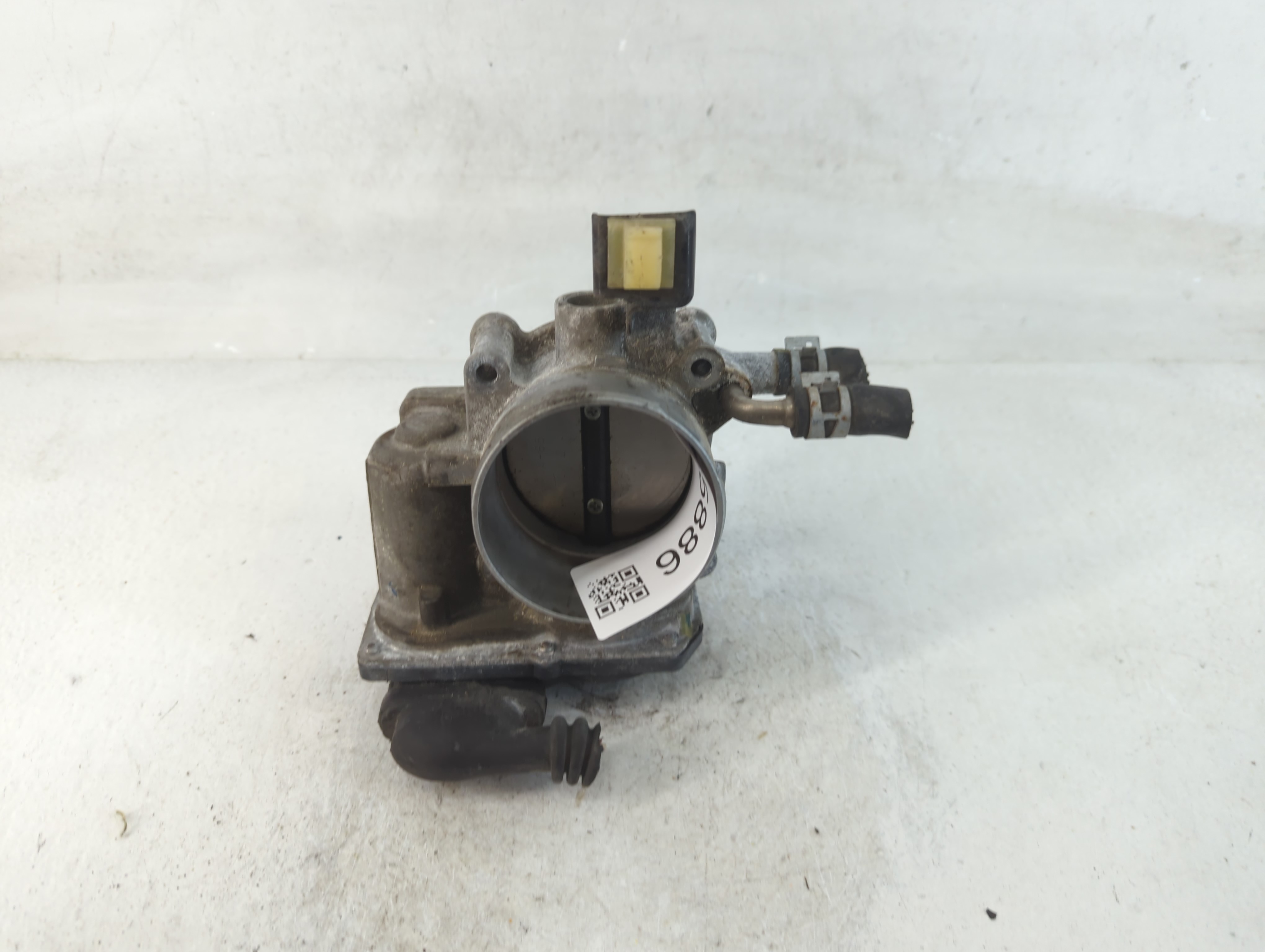 2010-2017 Toyota Camry Throttle Body 785886 - Oemusedautoparts1.com