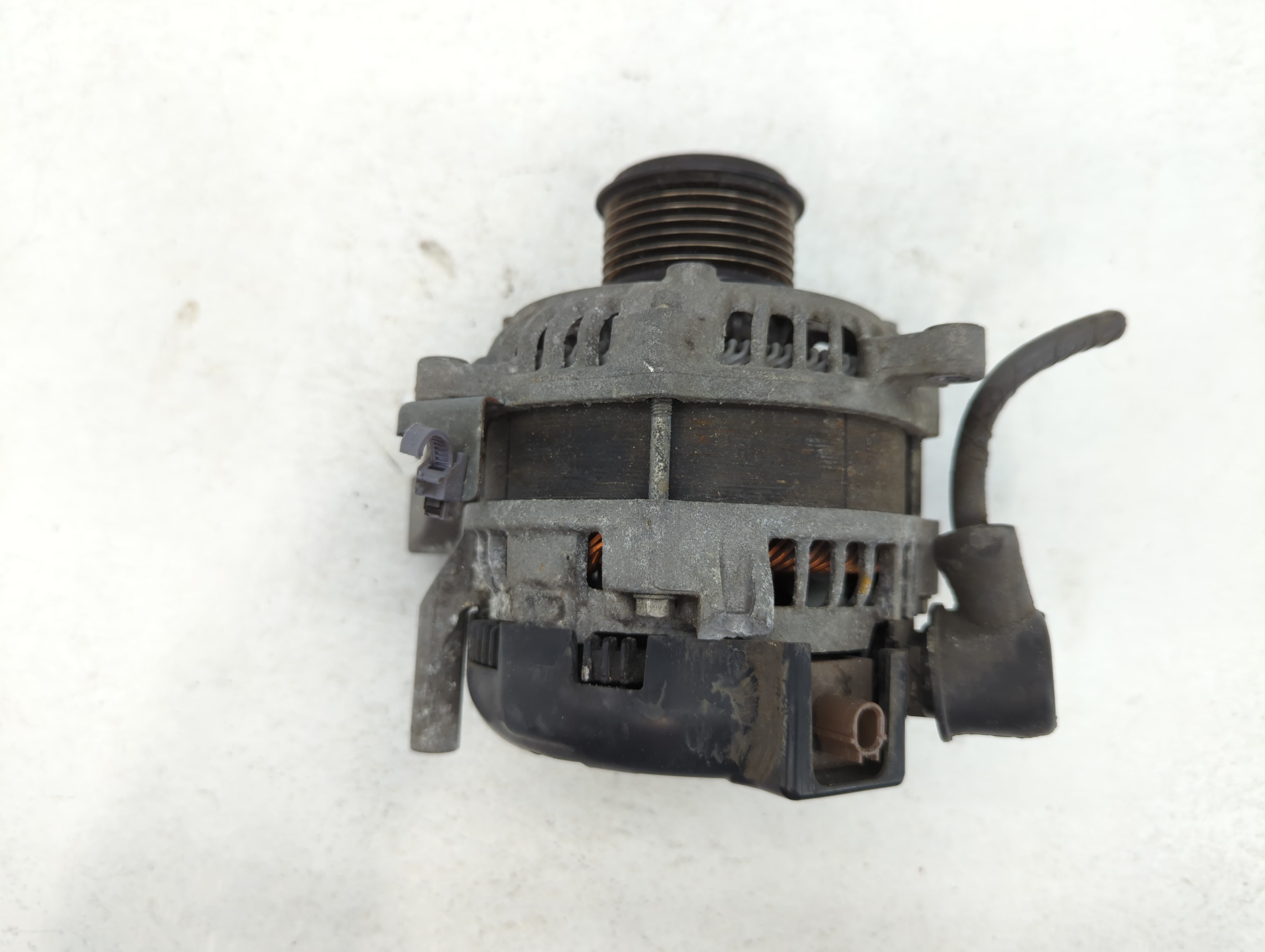 2010-2012 Ford Fusion Alternator Generator Charging Assembly Engine Oem 785907 - Oemusedautoparts1.com