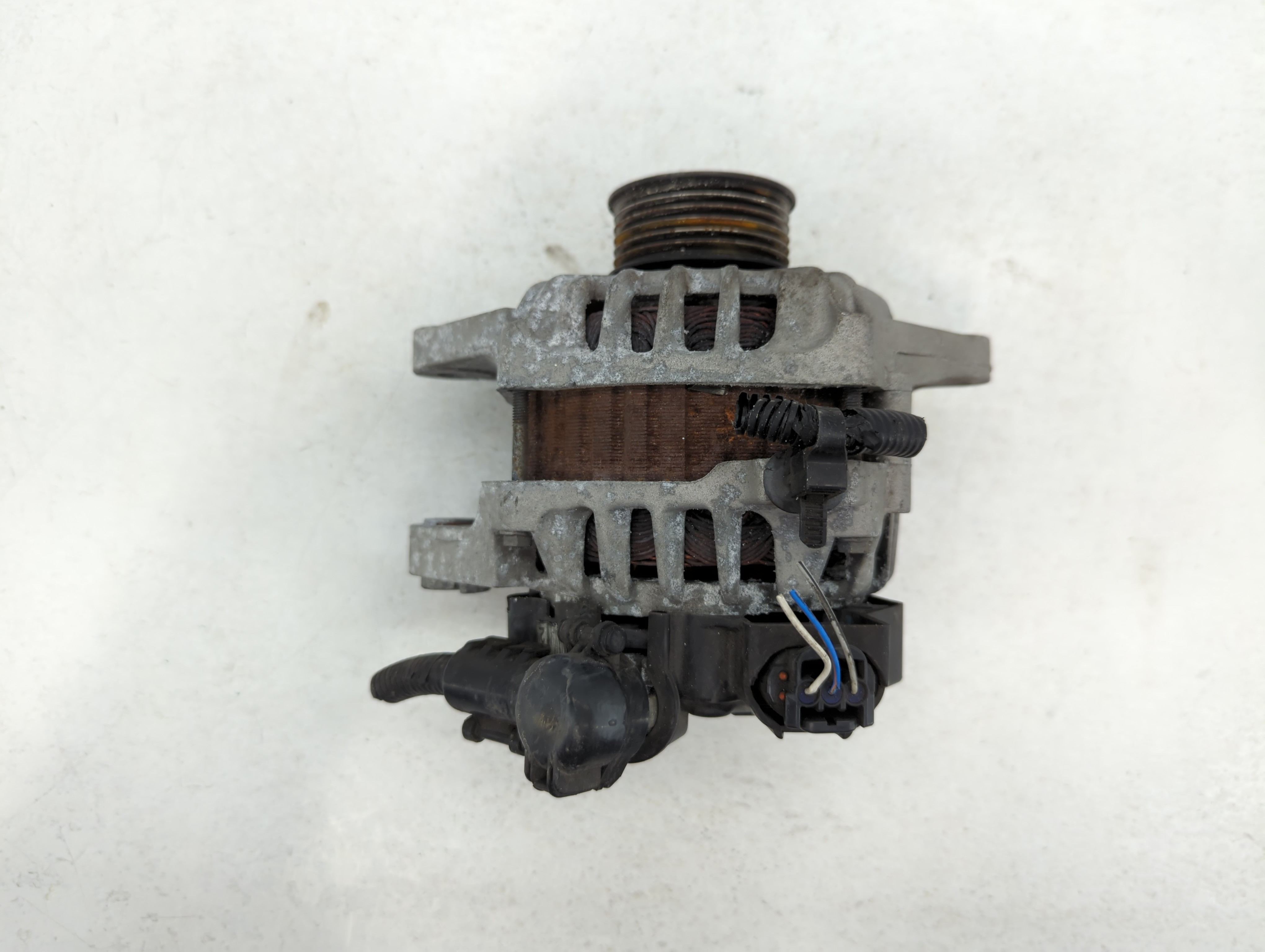 2012 Hyundai Veloster Alternator Generator Charging Assembly Engine Oem 785937 - Oemusedautoparts1.com