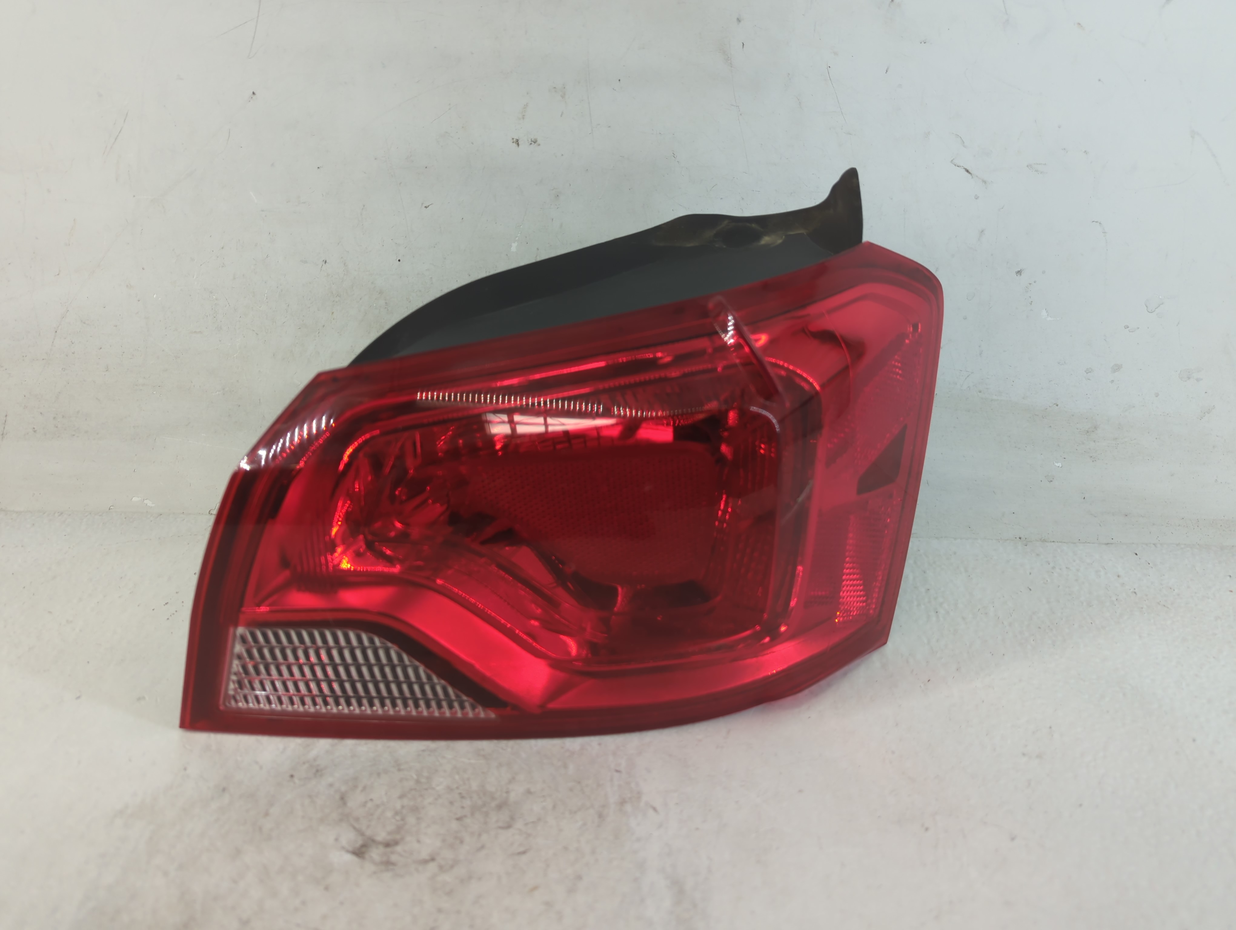 2014-2020 Chevrolet Impala Passenger Right Side Tail Light Taillight Oem 786005 - Oemusedautoparts1.com