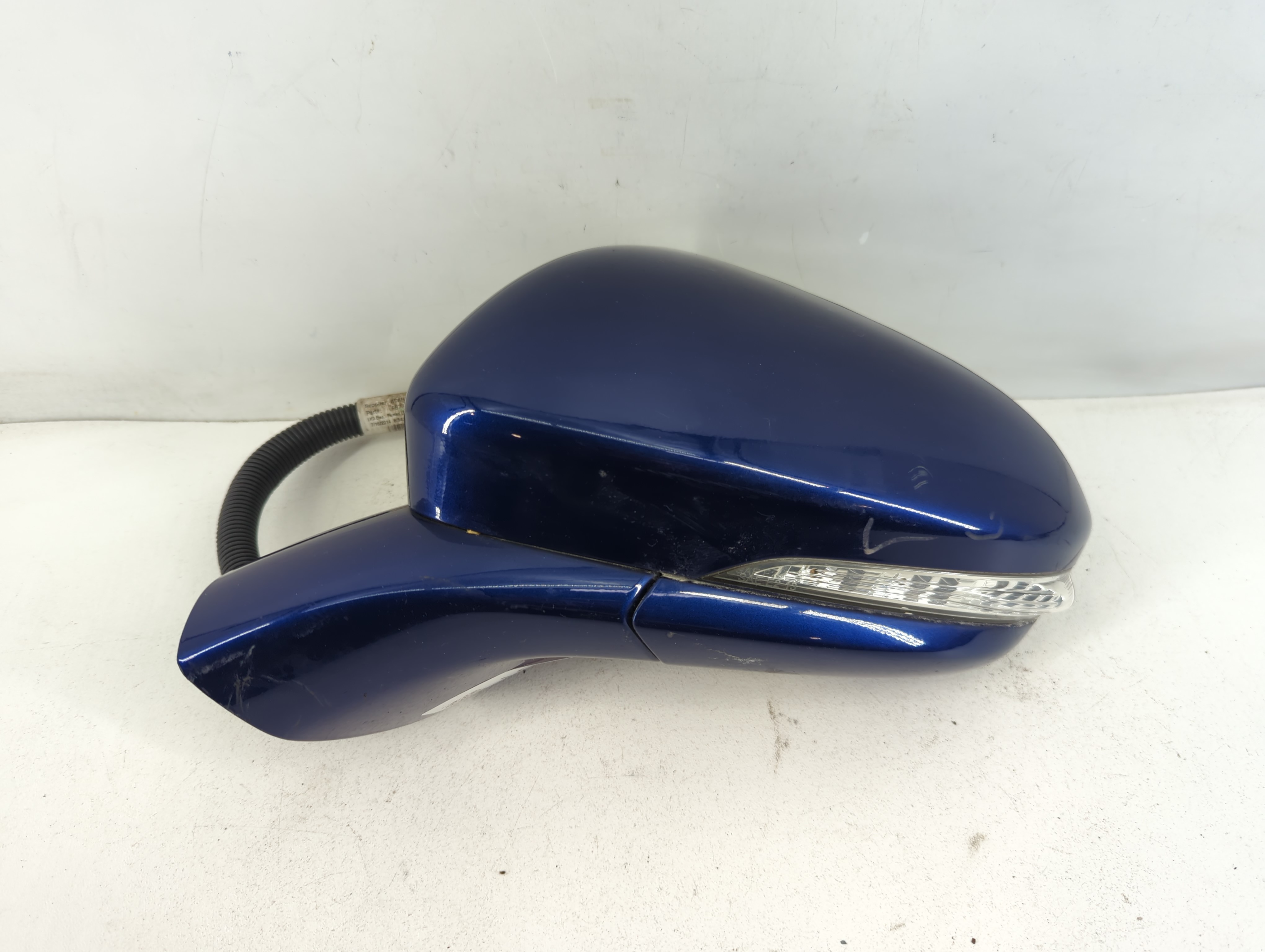 2015-2017 Ford Fusion Driver Left Side View Power Door Mirror Blue 786151 - Oemusedautoparts1.com