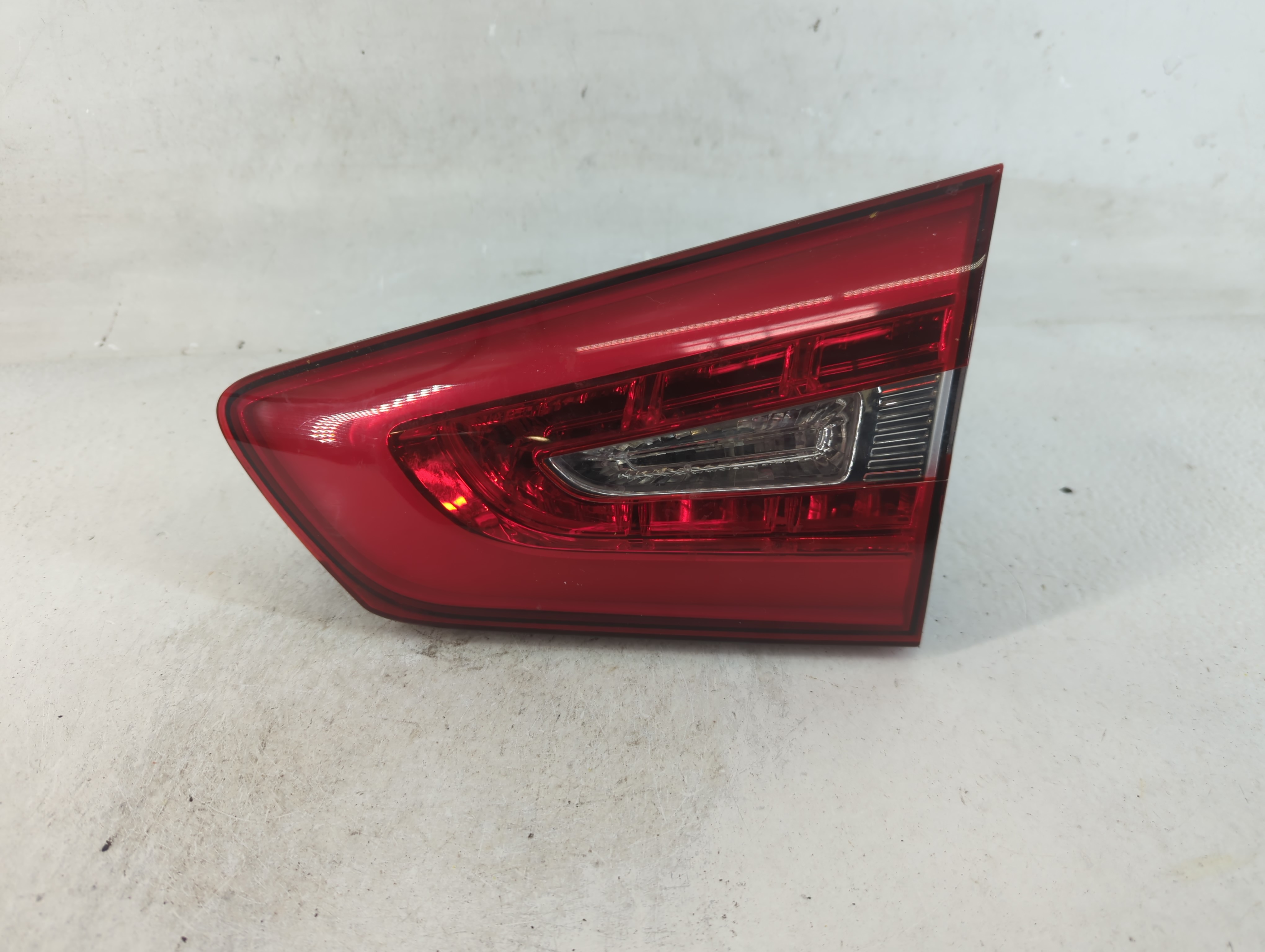 2014-2016 Kia Cadenza Passenger Right Side Tail Light Taillight Oem 786215 - Oemusedautoparts1.com