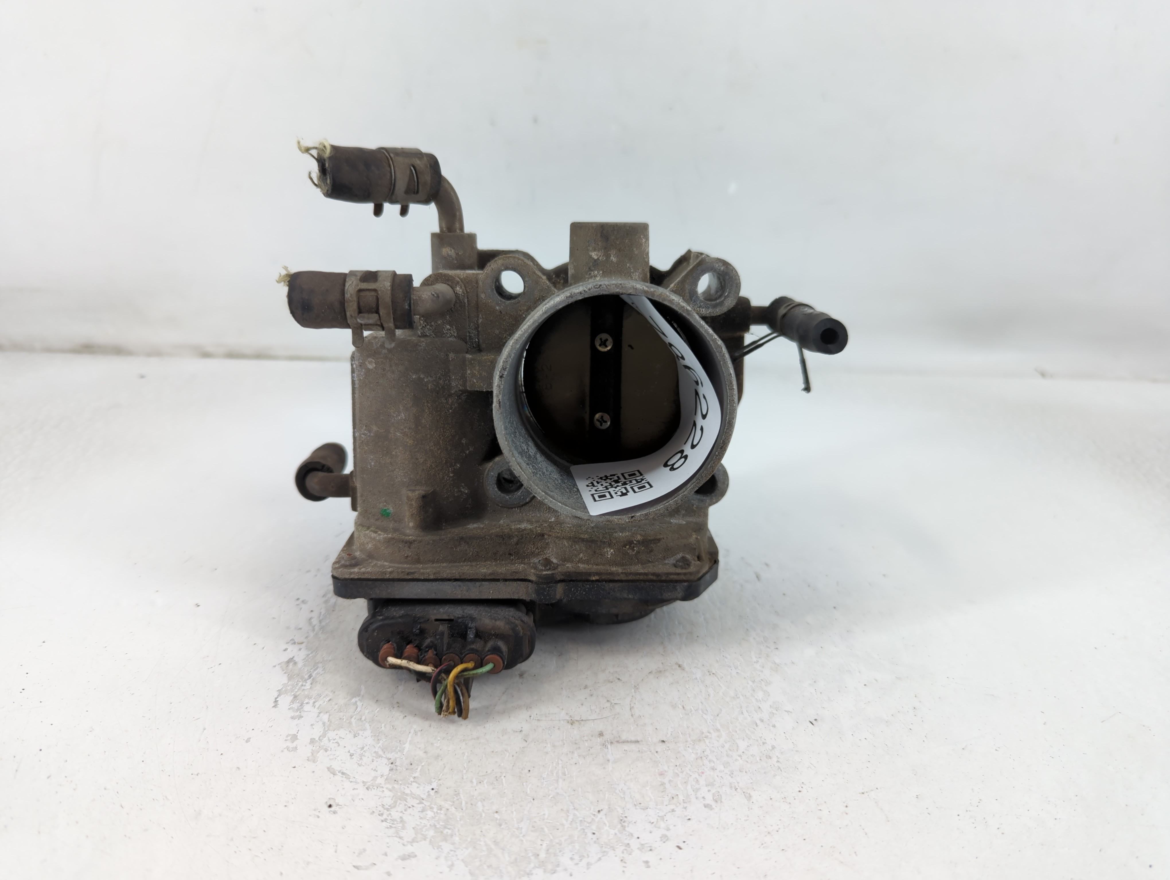 2004-2006 Toyota Camry Throttle Body 786228 - Oemusedautoparts1.com