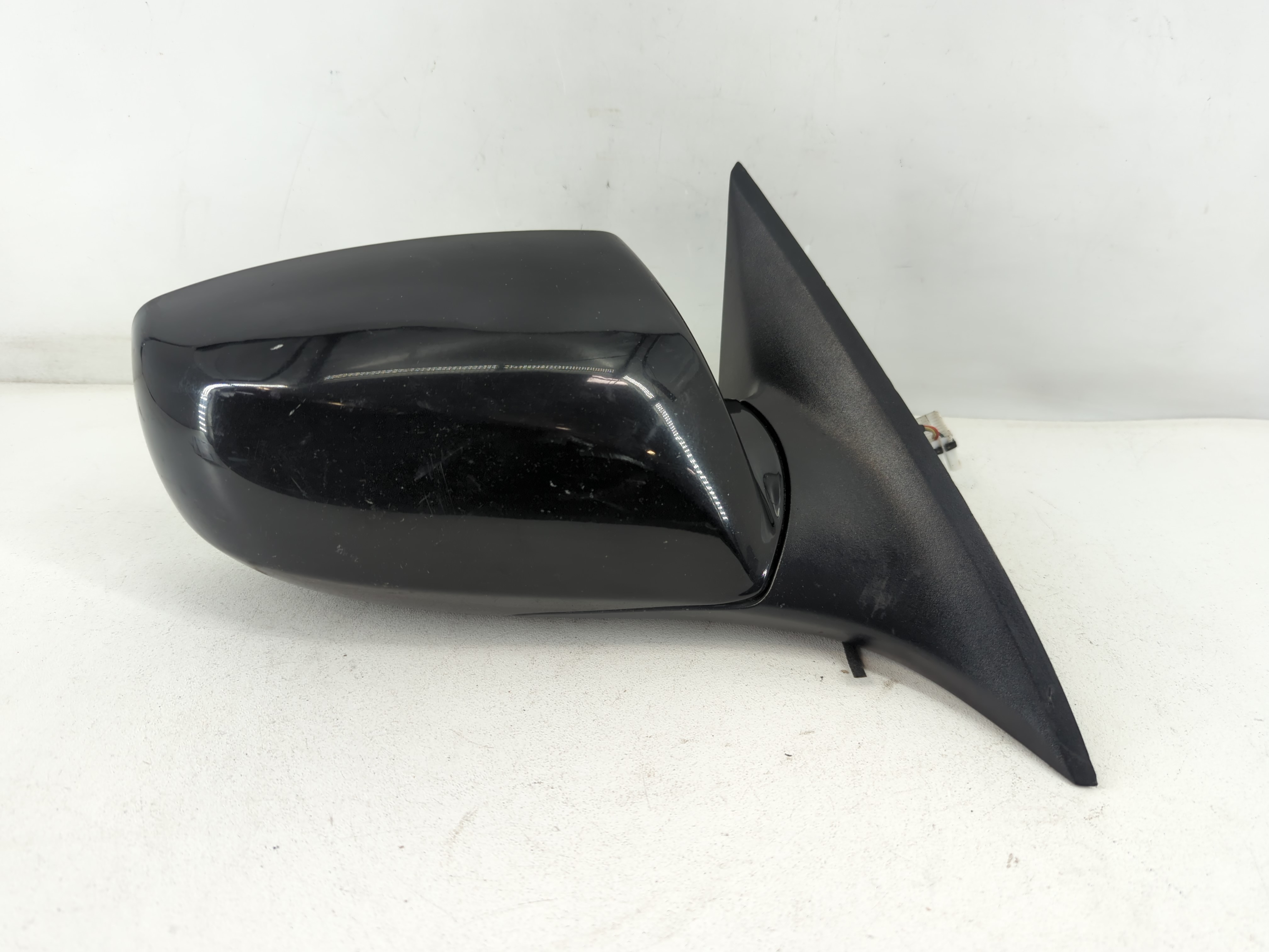 2009-2016 Hyundai Genesis Passenger Right Side View Power Door Mirror 786358 - Oemusedautoparts1.com