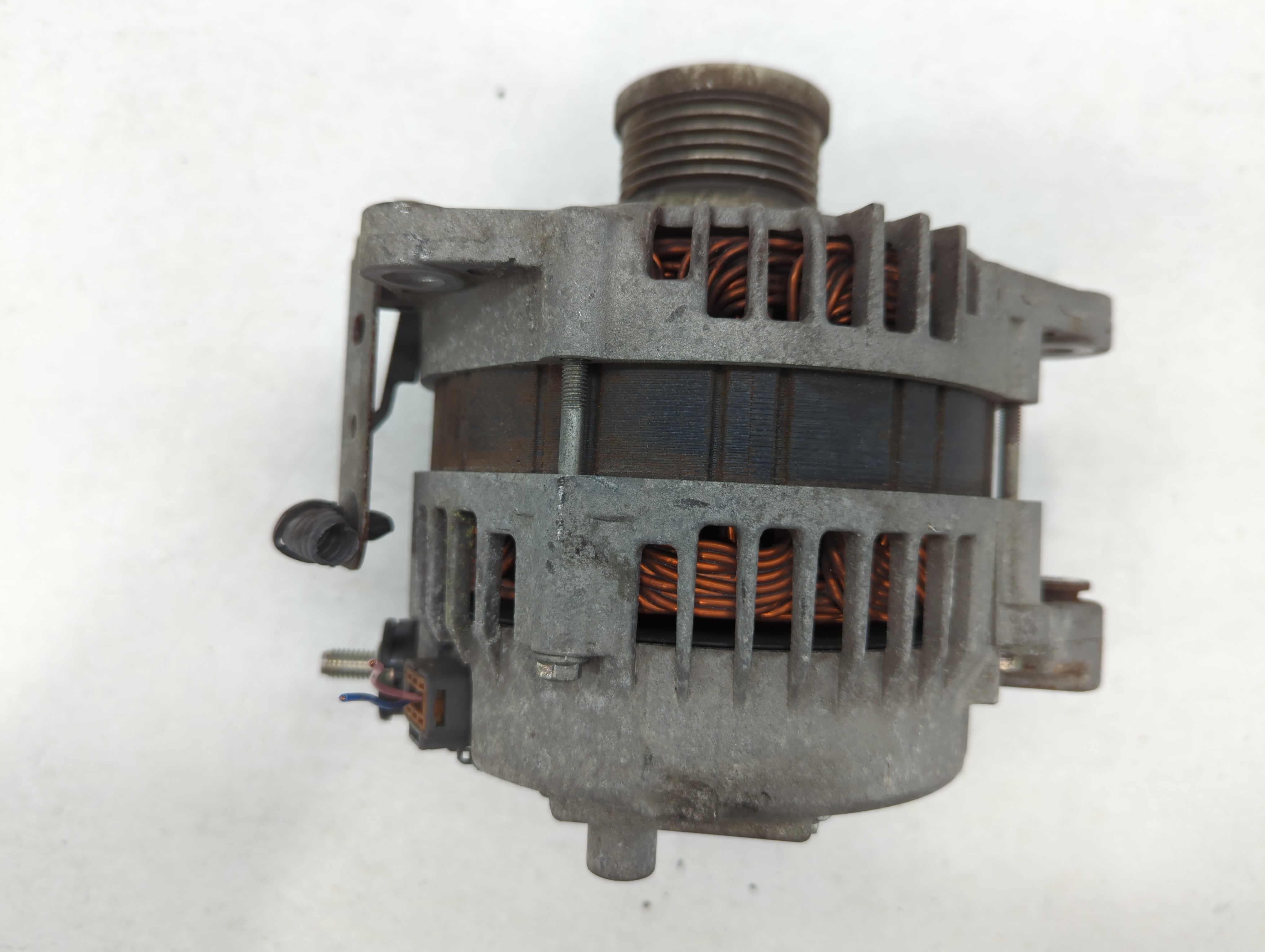 Picture of 2011-2015 Nissan Rogue Alternator Generator Charging Assembly Engine Oem 786470