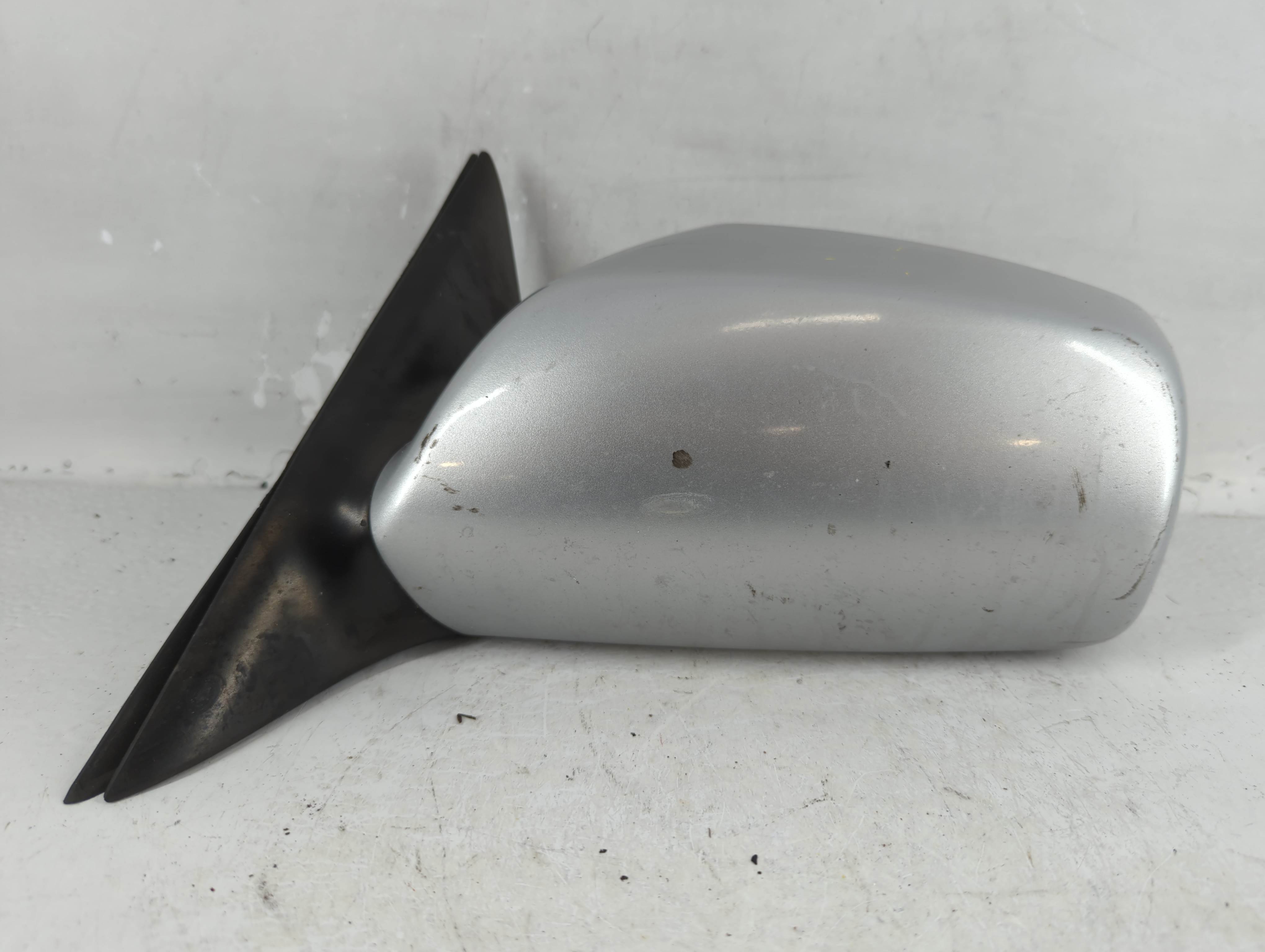 2007-2011 Toyota Camry Driver Left Side View Power Door Mirror Silver 786512 - Oemusedautoparts1.com