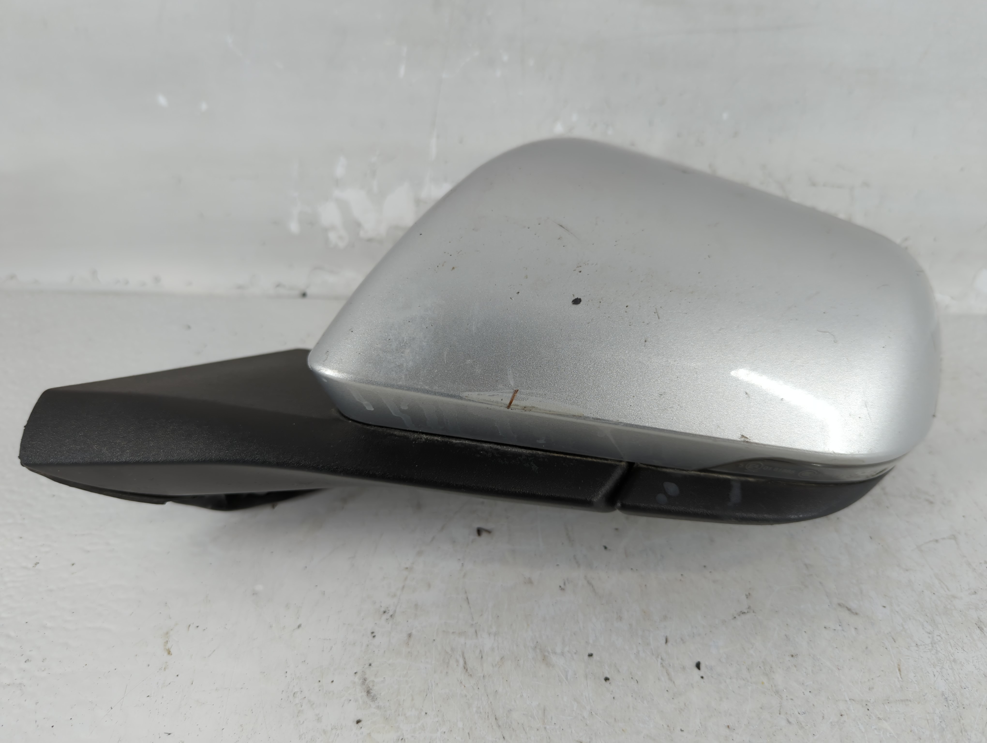 2015-2020 Ford Mustang Driver Left Side View Power Door Mirror Silver 786514 - Oemusedautoparts1.com