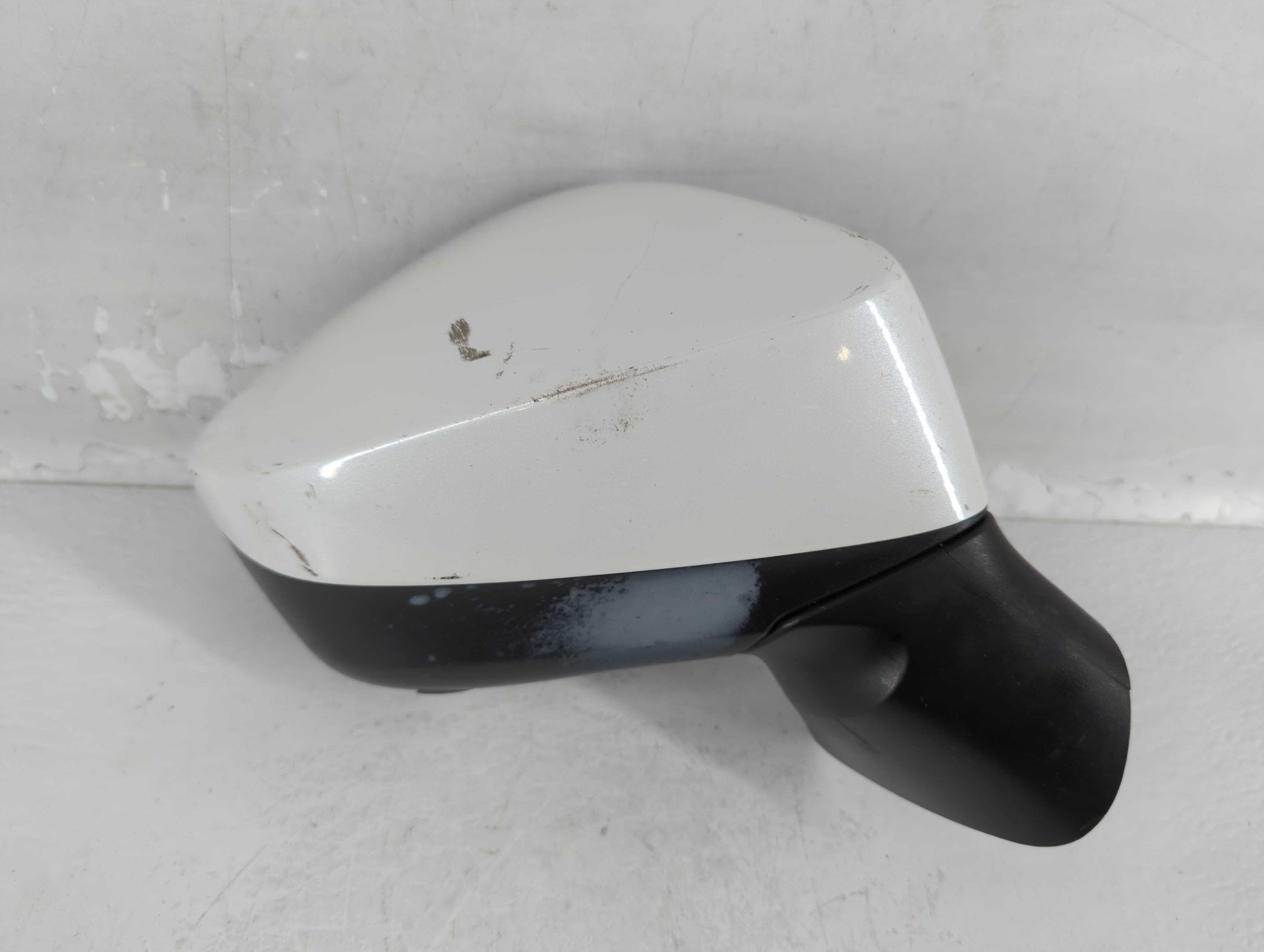 2017-2020 Toyota 86 Passenger Right Side View Power Door Mirror White 786529 - Oemusedautoparts1.com