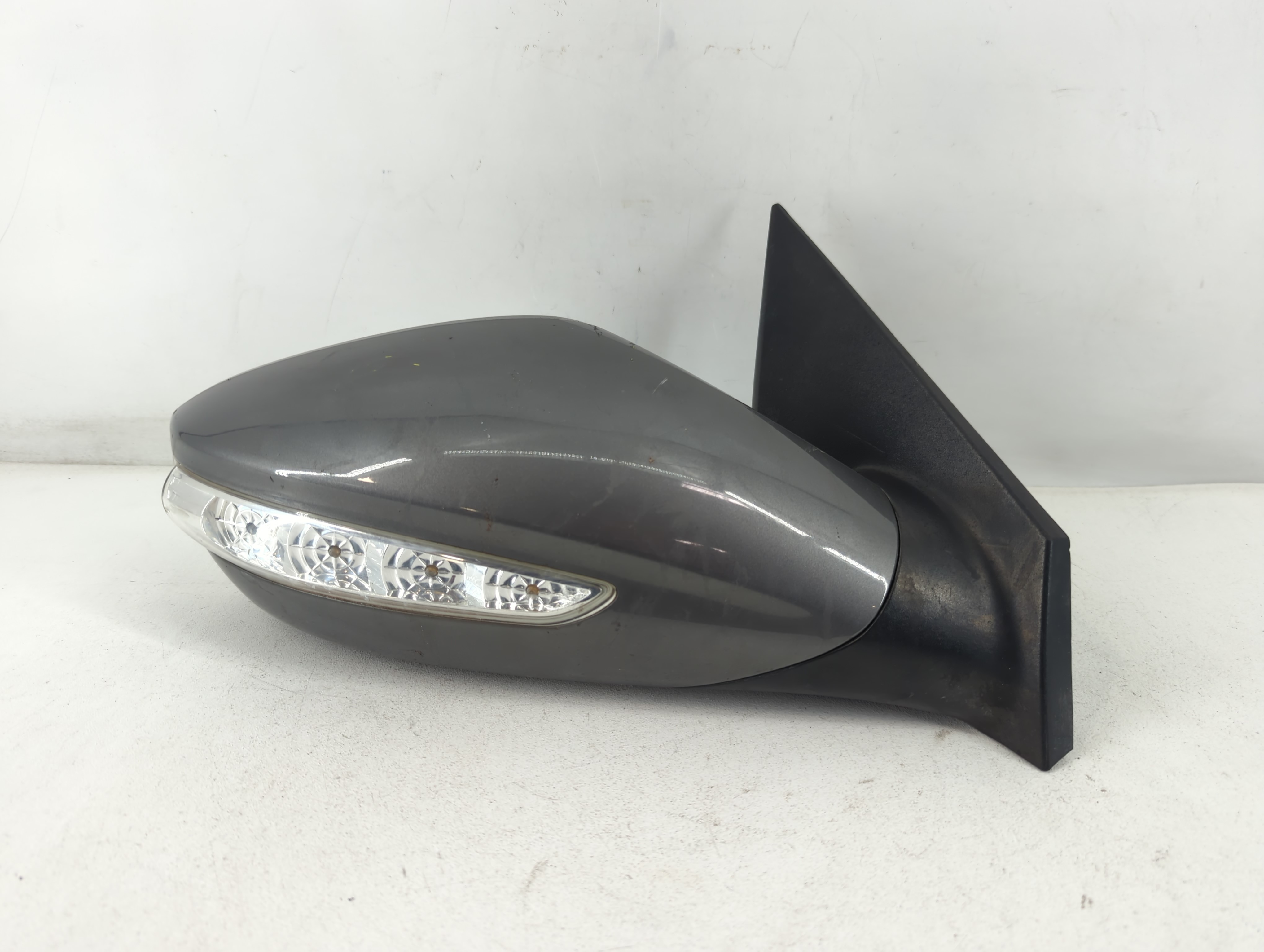 2014-2014 Hyundai Sonata Passenger Right Side View Power Door Mirror 786594 - Oemusedautoparts1.com