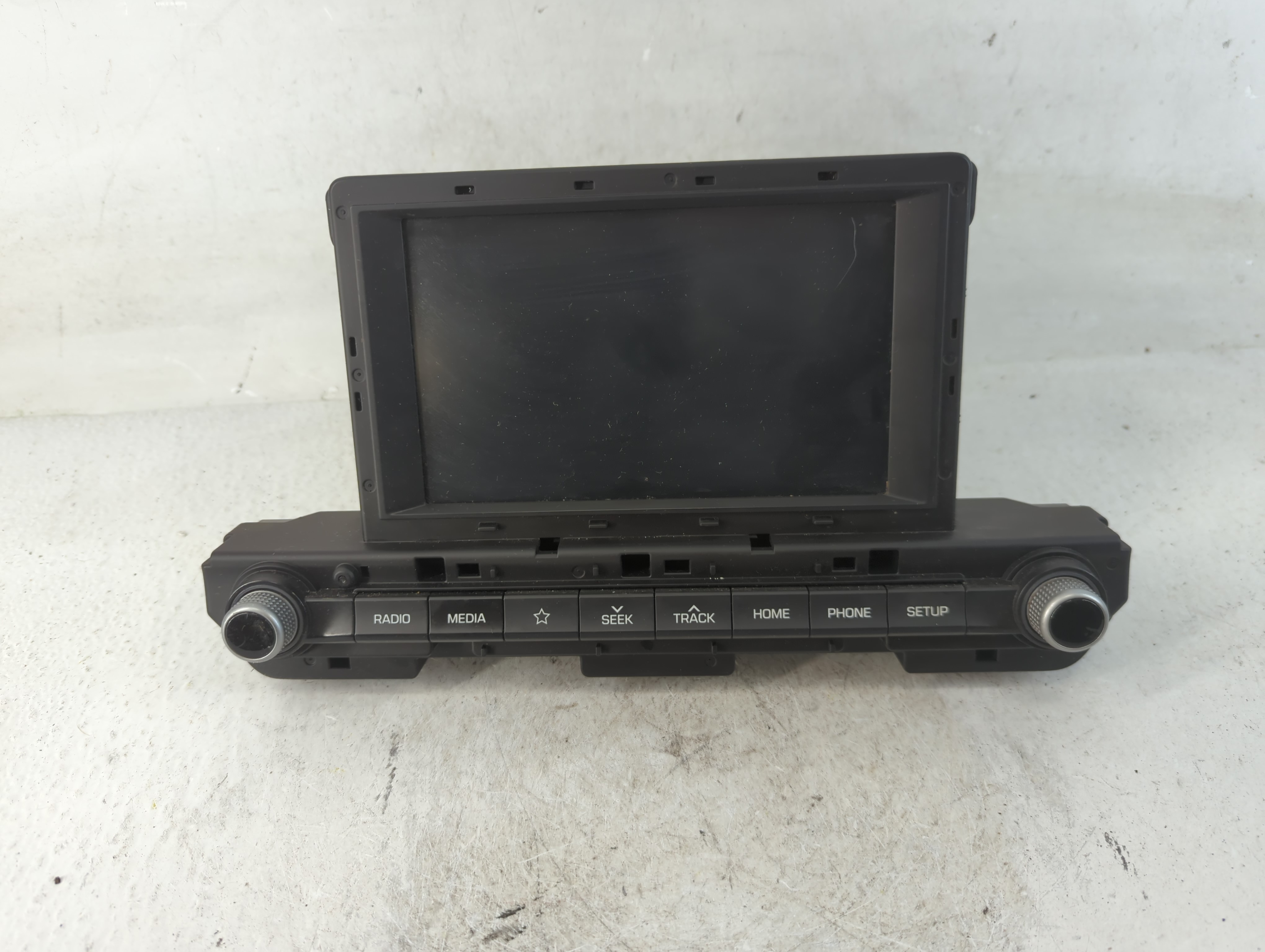 2019-2020 Hyundai Elantra Am Fm Cd Player Radio Receiver 786609 - Oemusedautoparts1.com