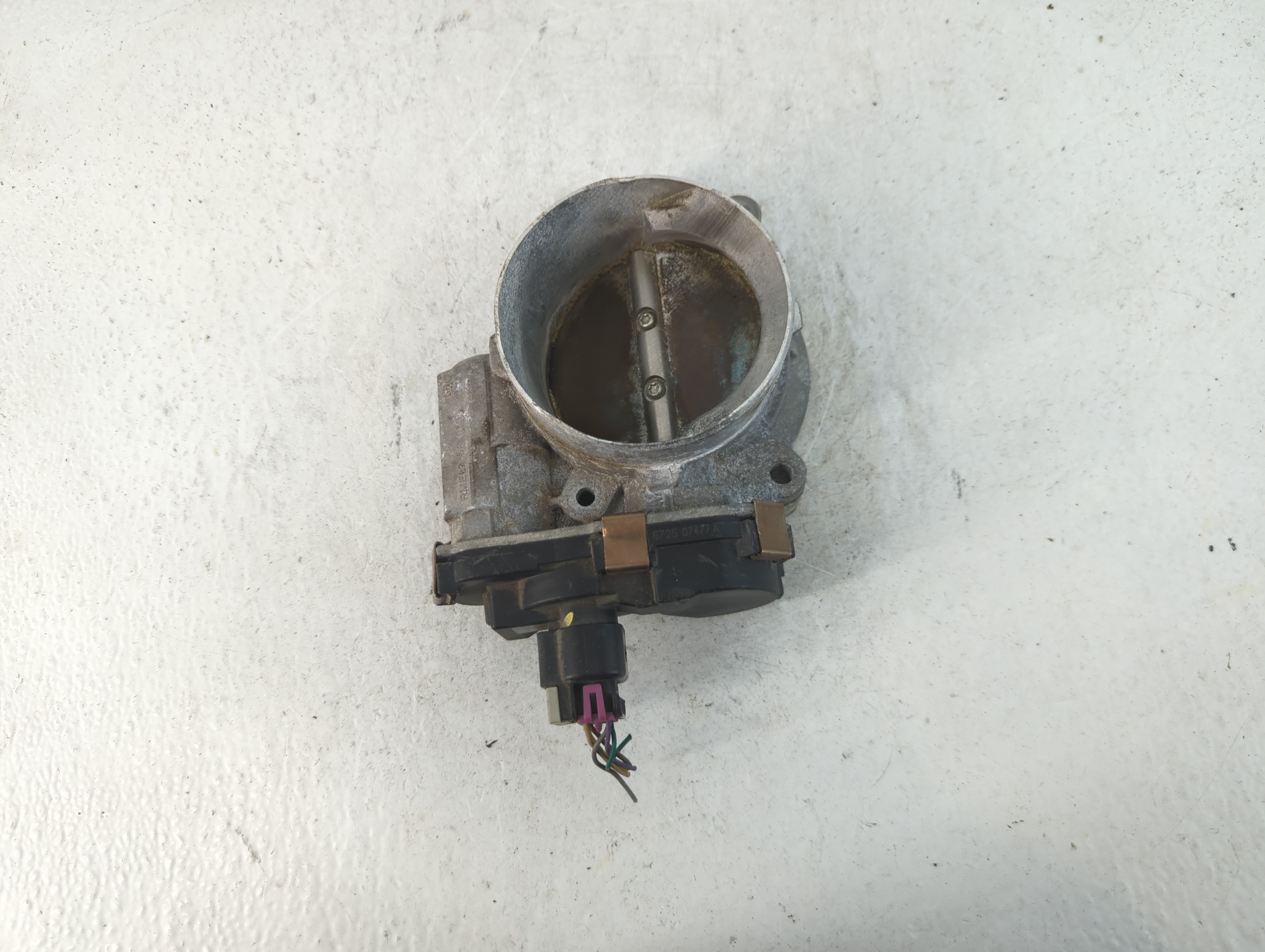 2007-2008 Gmc Yukon Throttle Body 786640 - Oemusedautoparts1.com