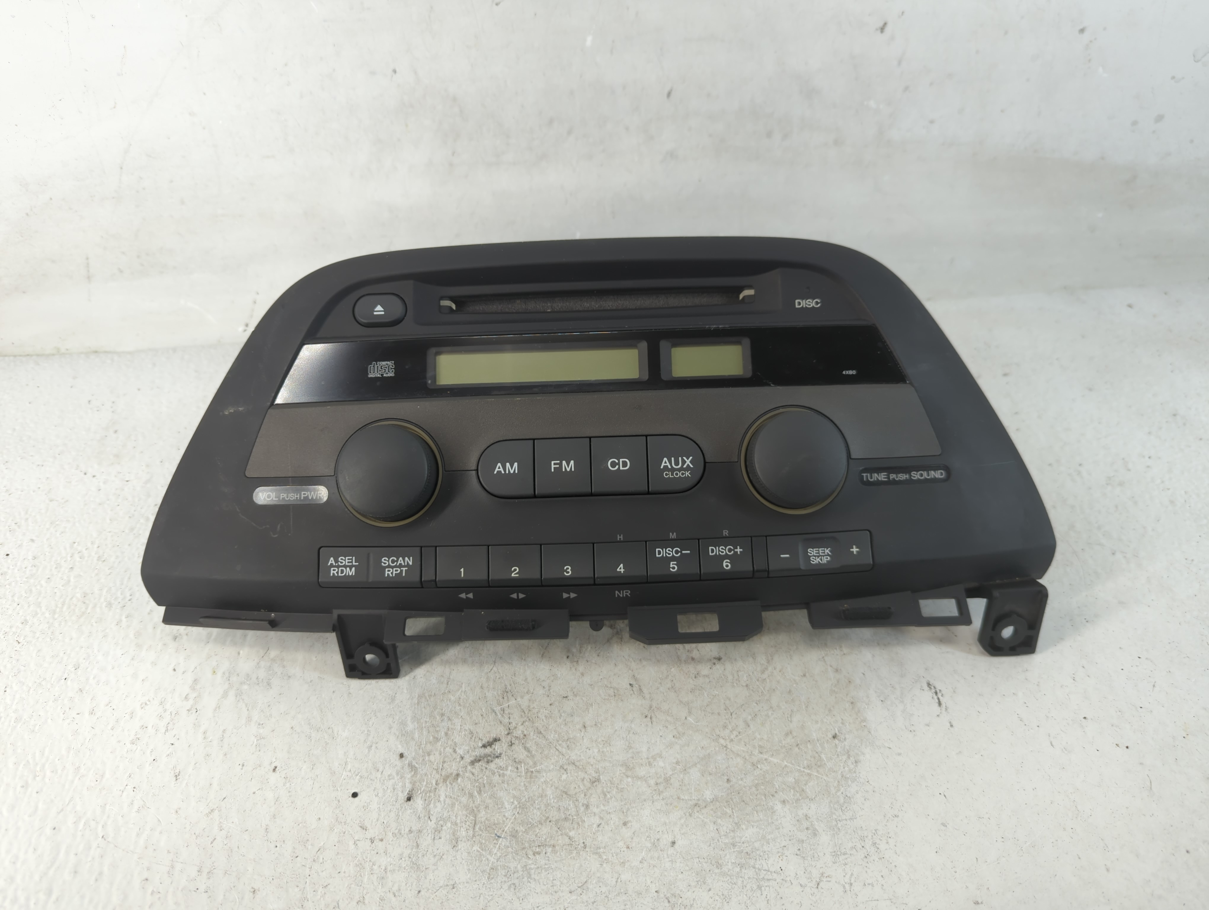 Honda Odyssey Am Fm Cd Player Radio Receiver 786653 - Oemusedautoparts1.com