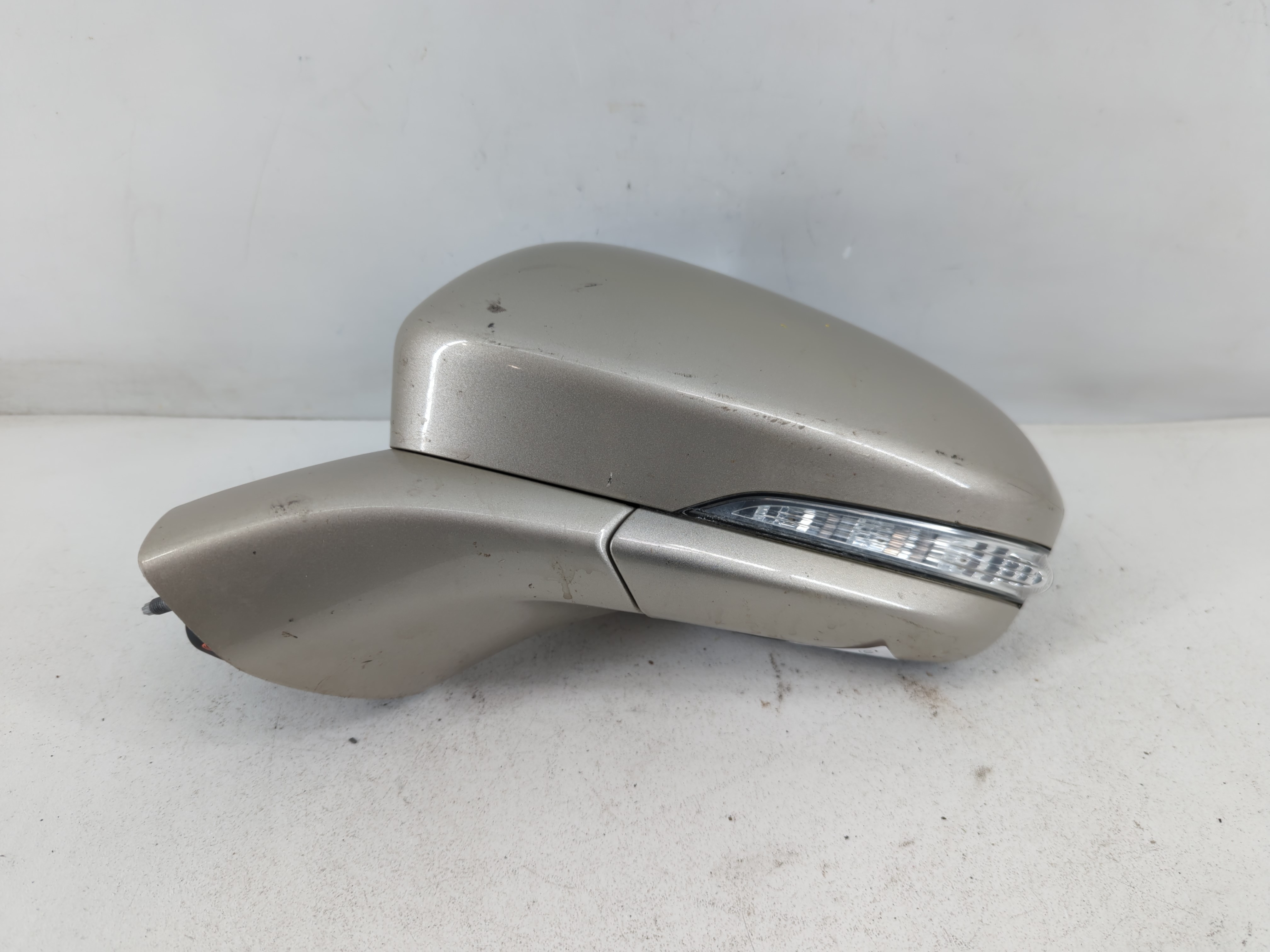 2015-2017 Ford Fusion Driver Left Side View Power Door Mirror Gold 786677 - Oemusedautoparts1.com