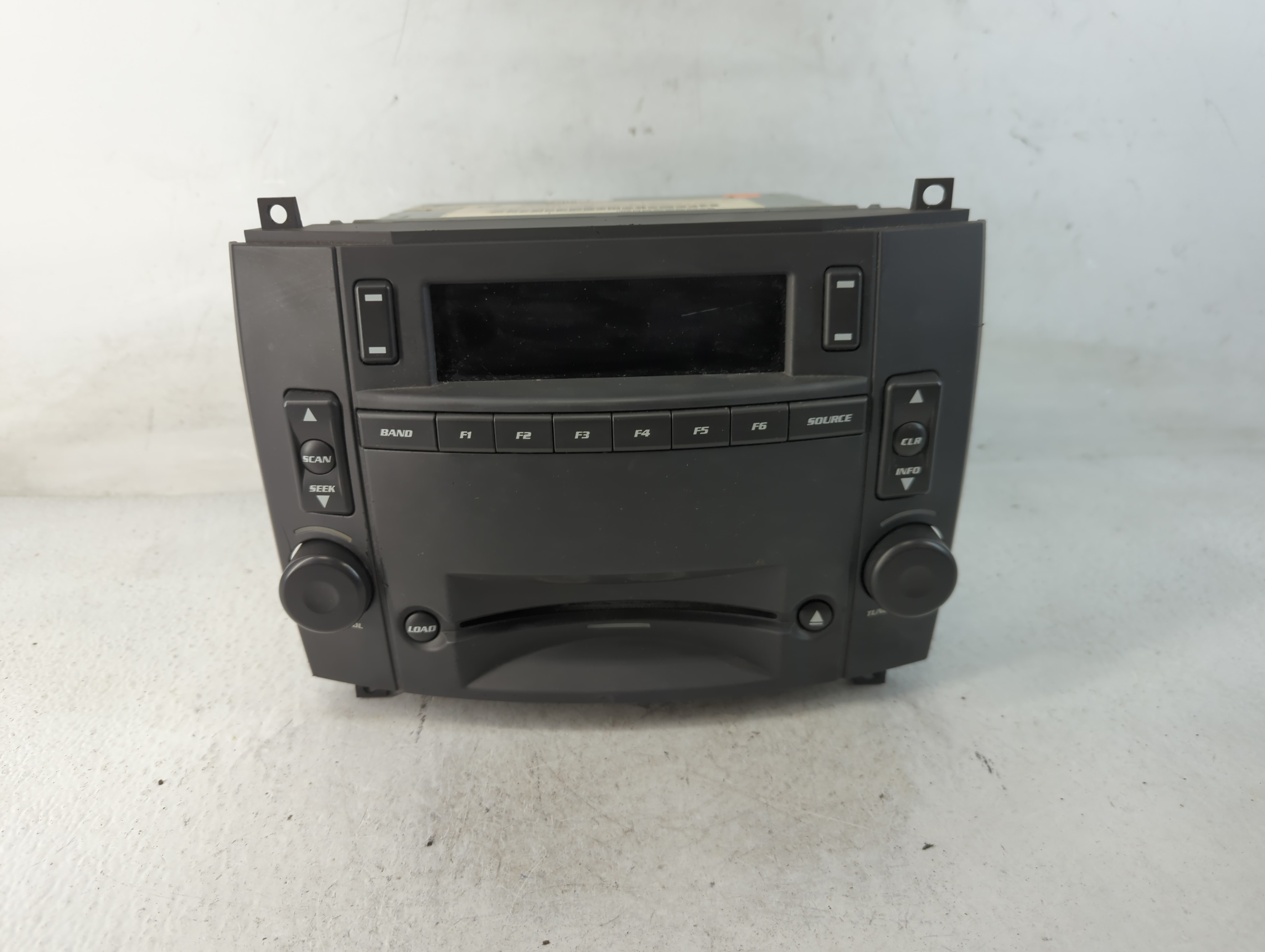 2005 Cadillac Srx Am Fm Cd Player Radio Receiver 786690 - Oemusedautoparts1.com